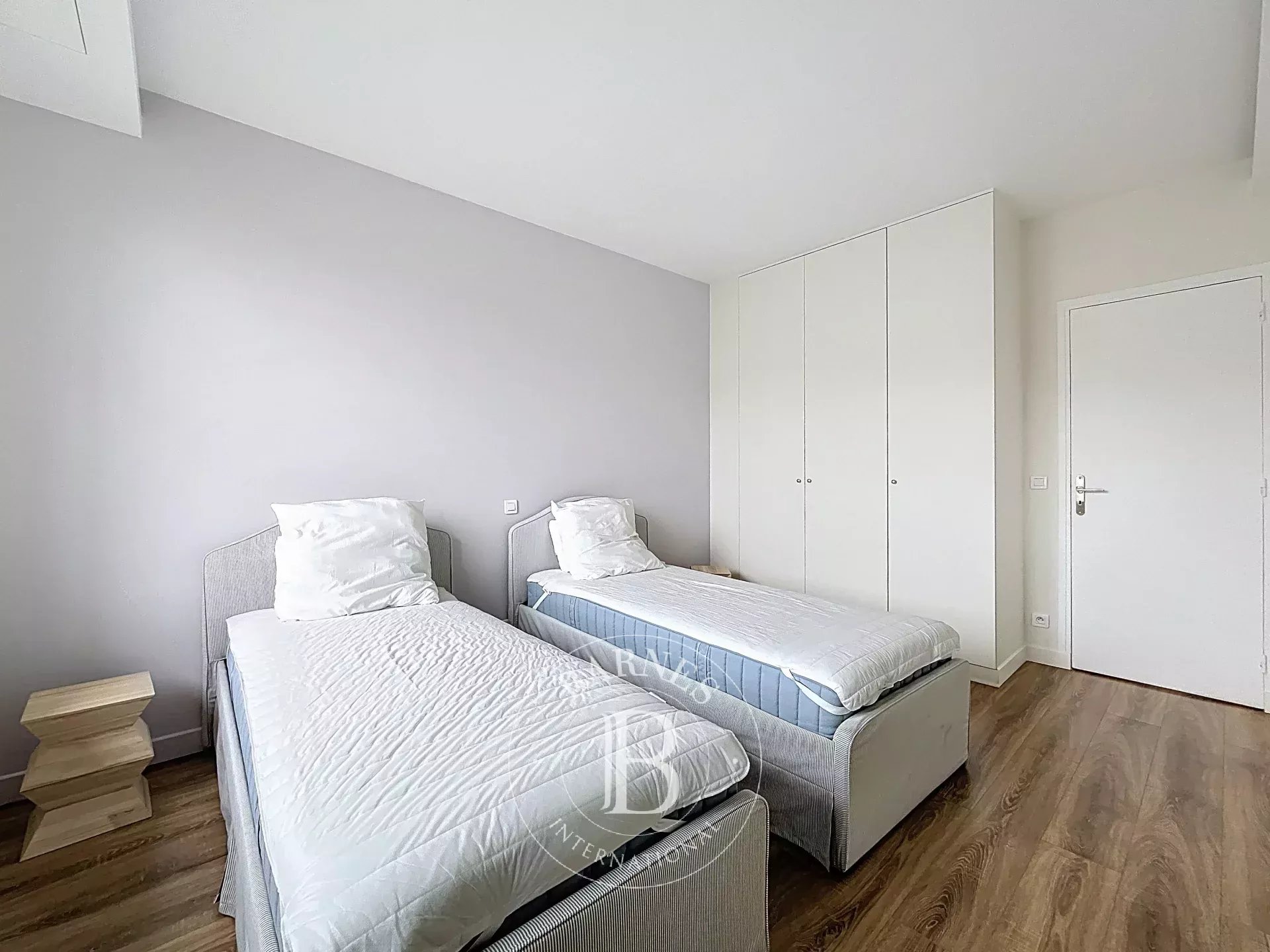 Paris  - Apartment 2 Bedrooms - picture 17
