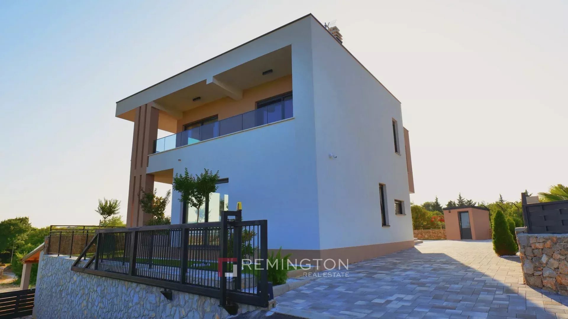 3 Bedroom Villa/Townhouse's Image 8