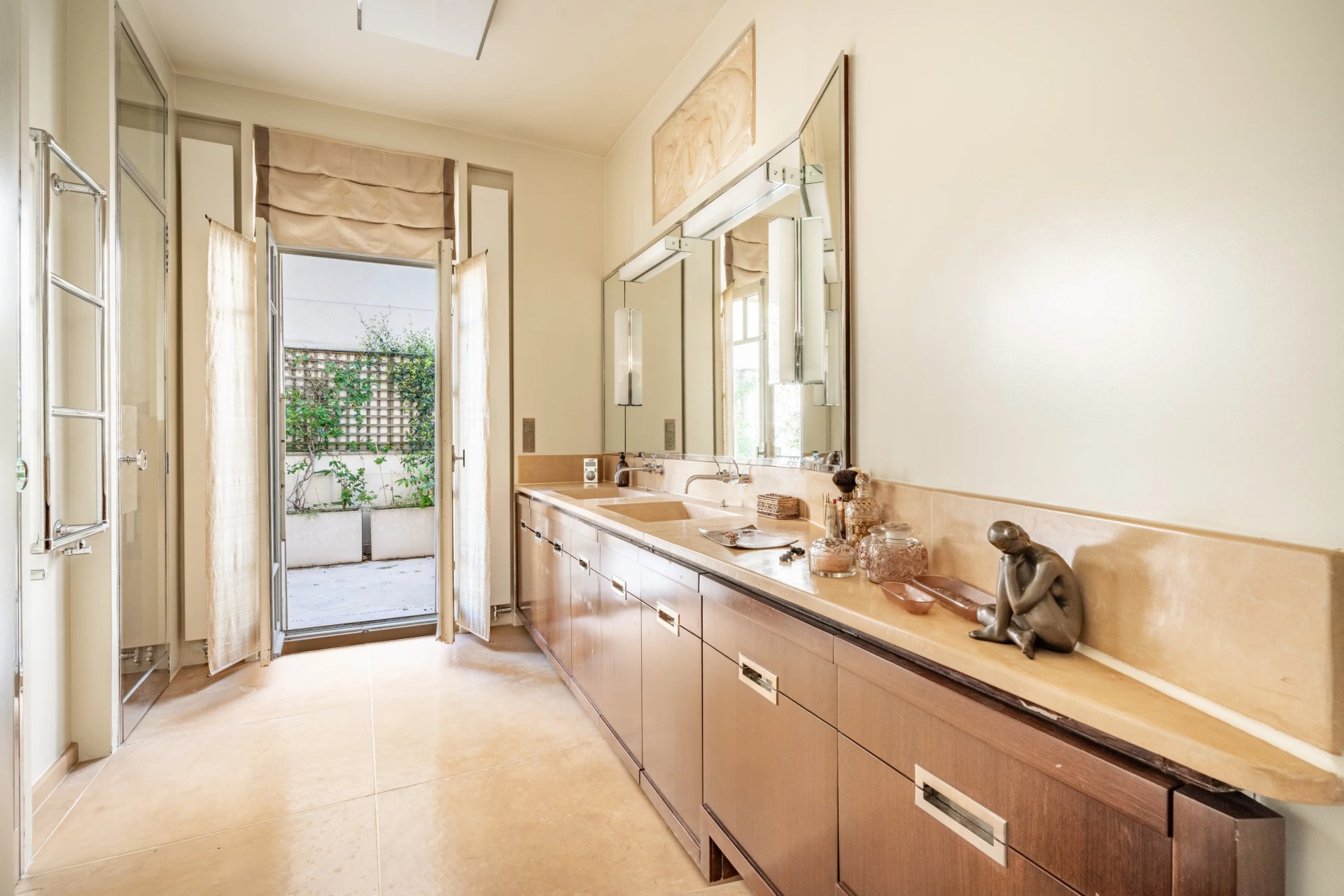 5 Bedroom Apartment/Flat's Image 6