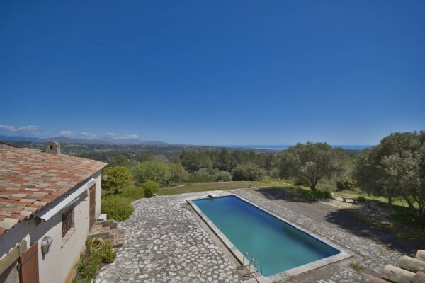 Roquefort Les Pins beautiful villa for sale — photo 4