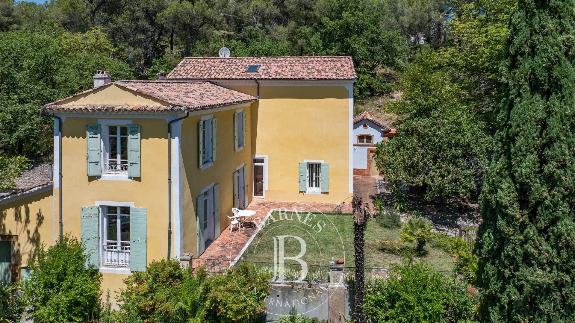 Kirevi Aix-en-Provence - picture 25