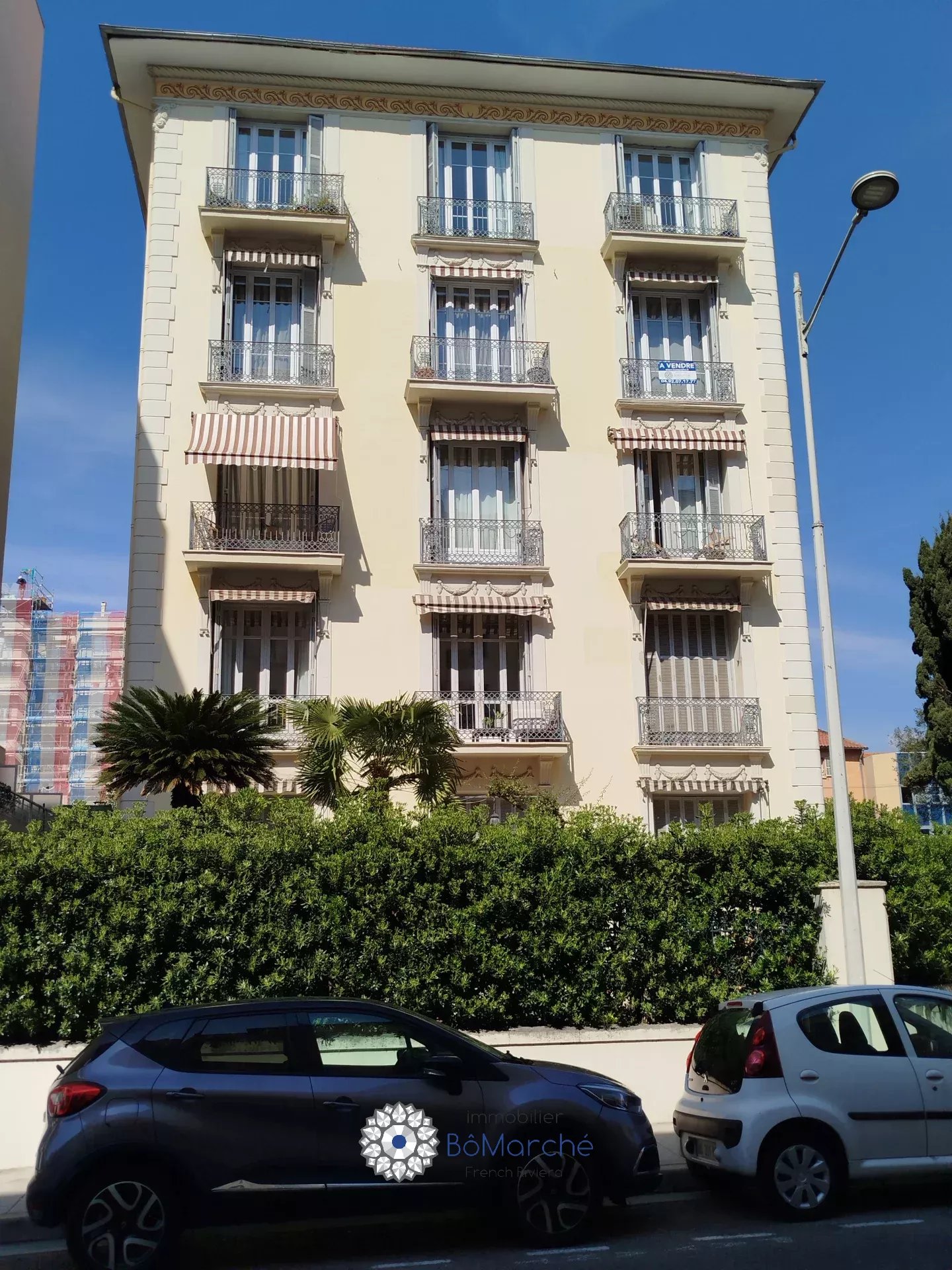 Agence immobilière de 