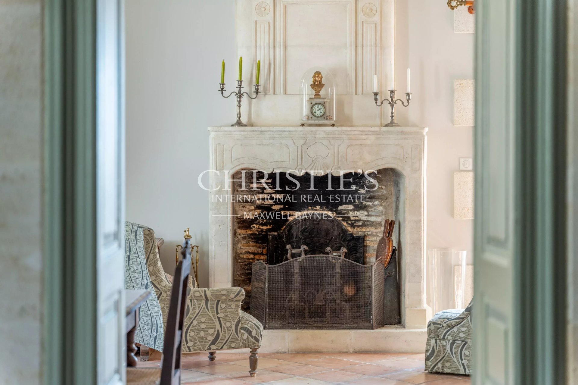13 Bedroom Villa/Townhouse's Image 6