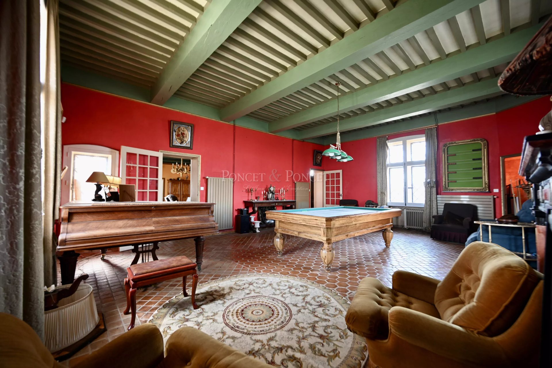 7 Bedroom Chateau's Image 10