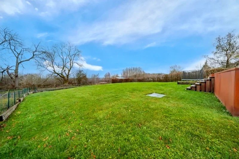 Sale House Ferrières