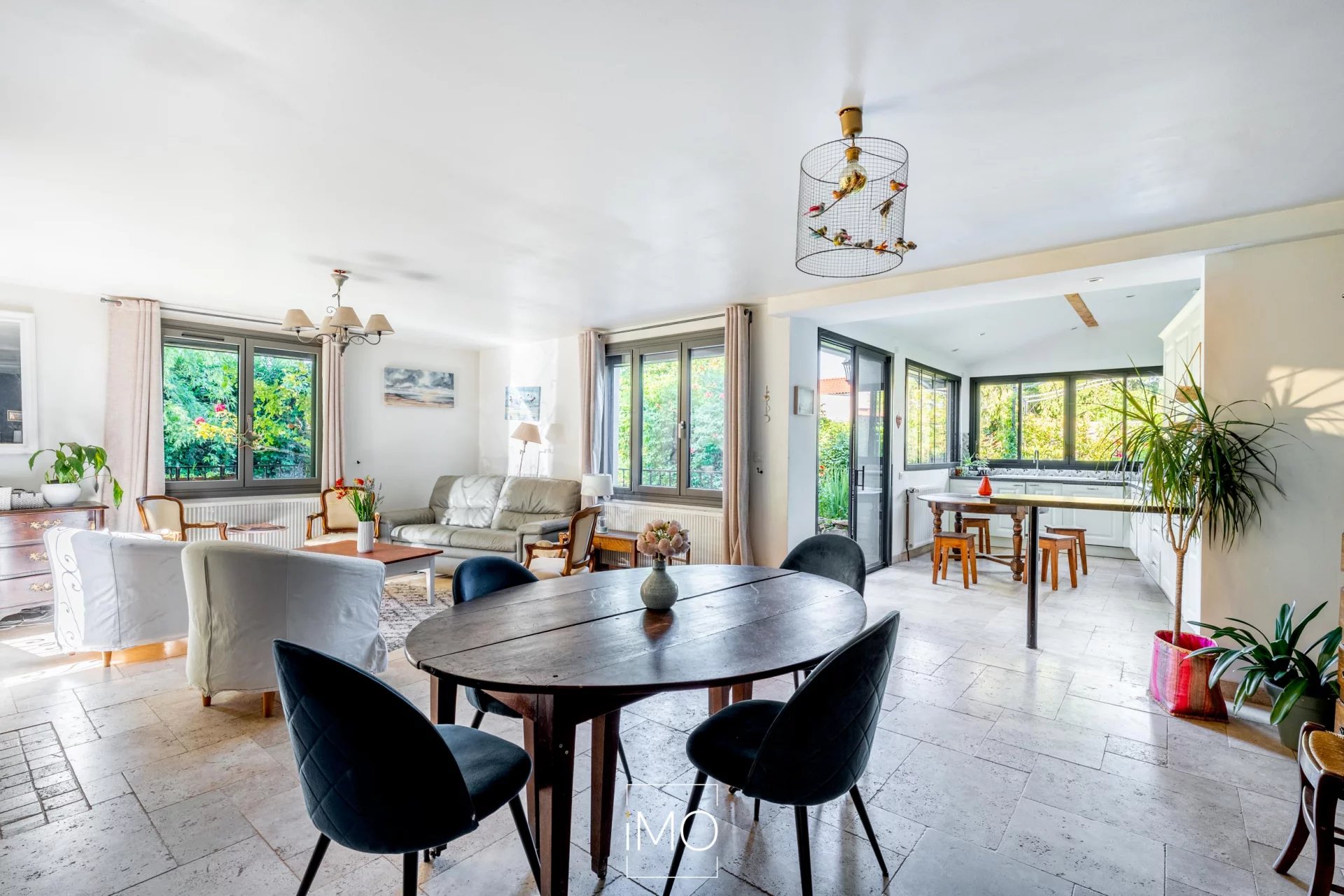 Maison familiale à Les Chères de 170 m²