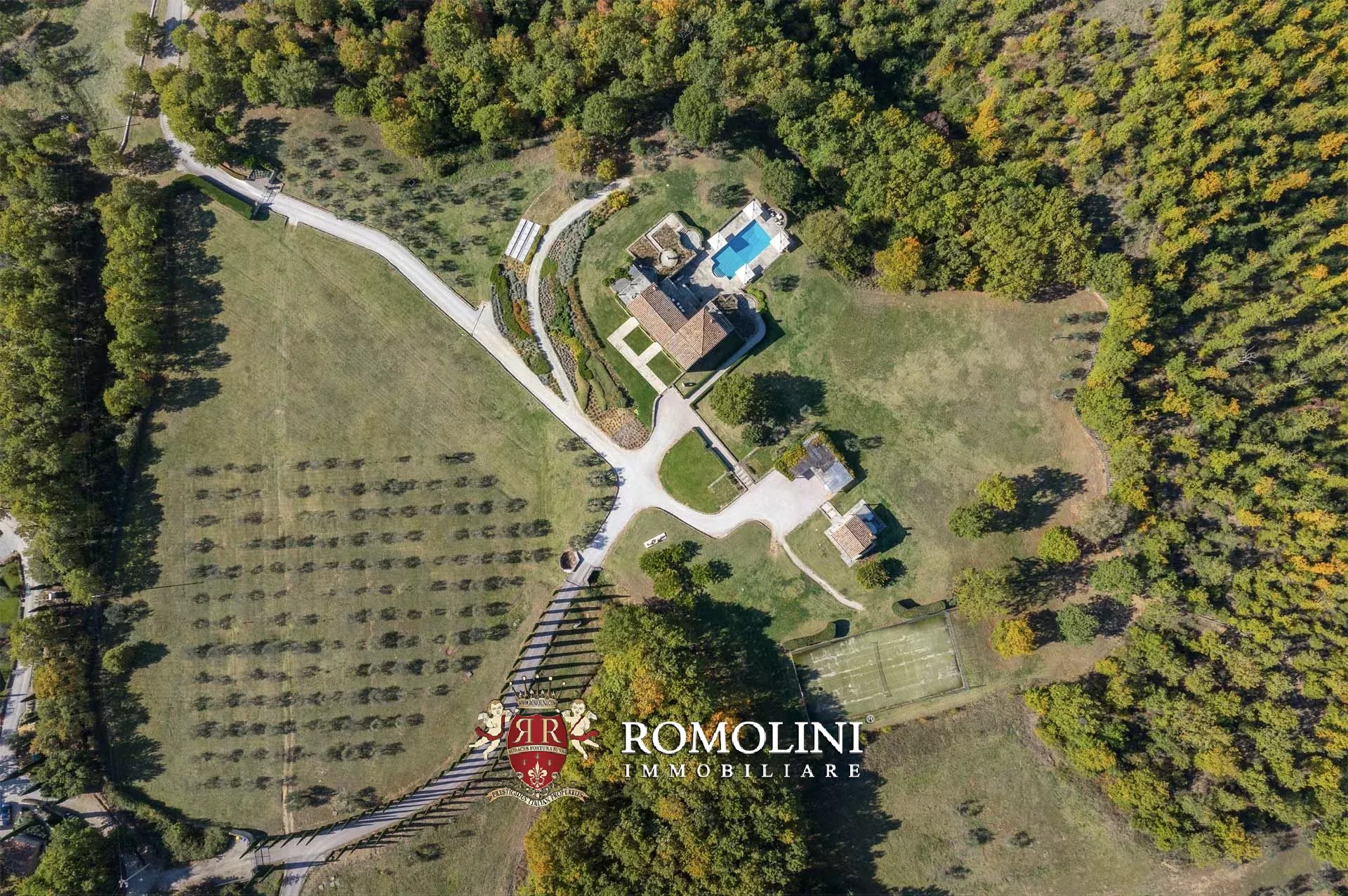 7 Bedroom Villa/Townhouse's Image 73
