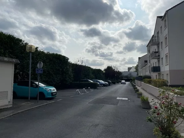 location-parking-clamart-83878795