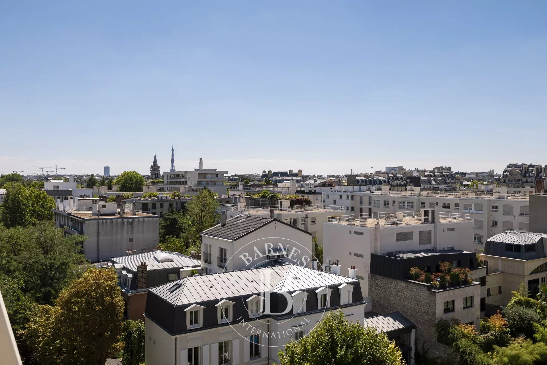 Neuilly - Argenson - Top floor - 4-5 bedroom apartment - Period charm - picture 32