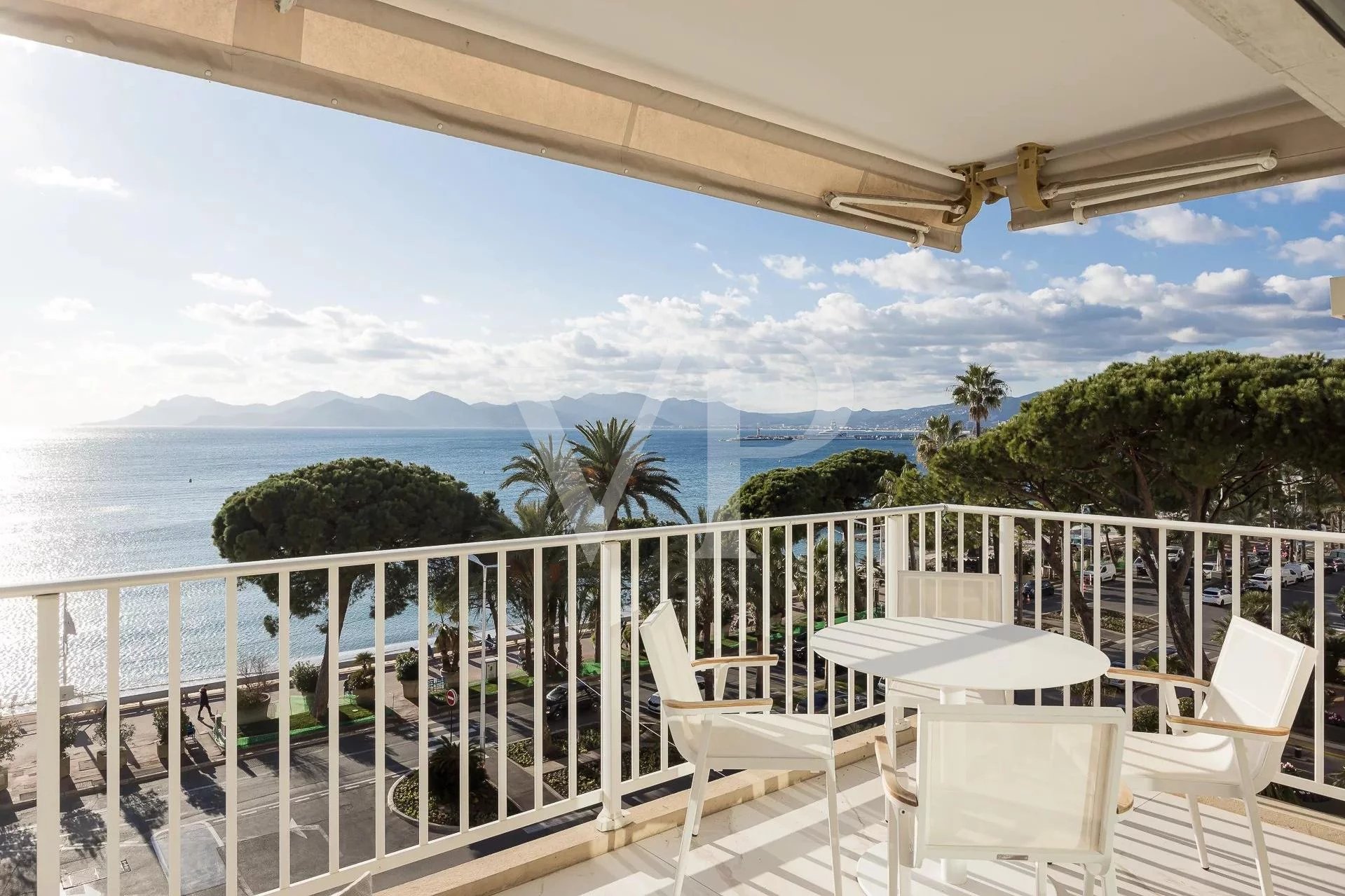 von_poll_real_estate_property_86170597_image_0