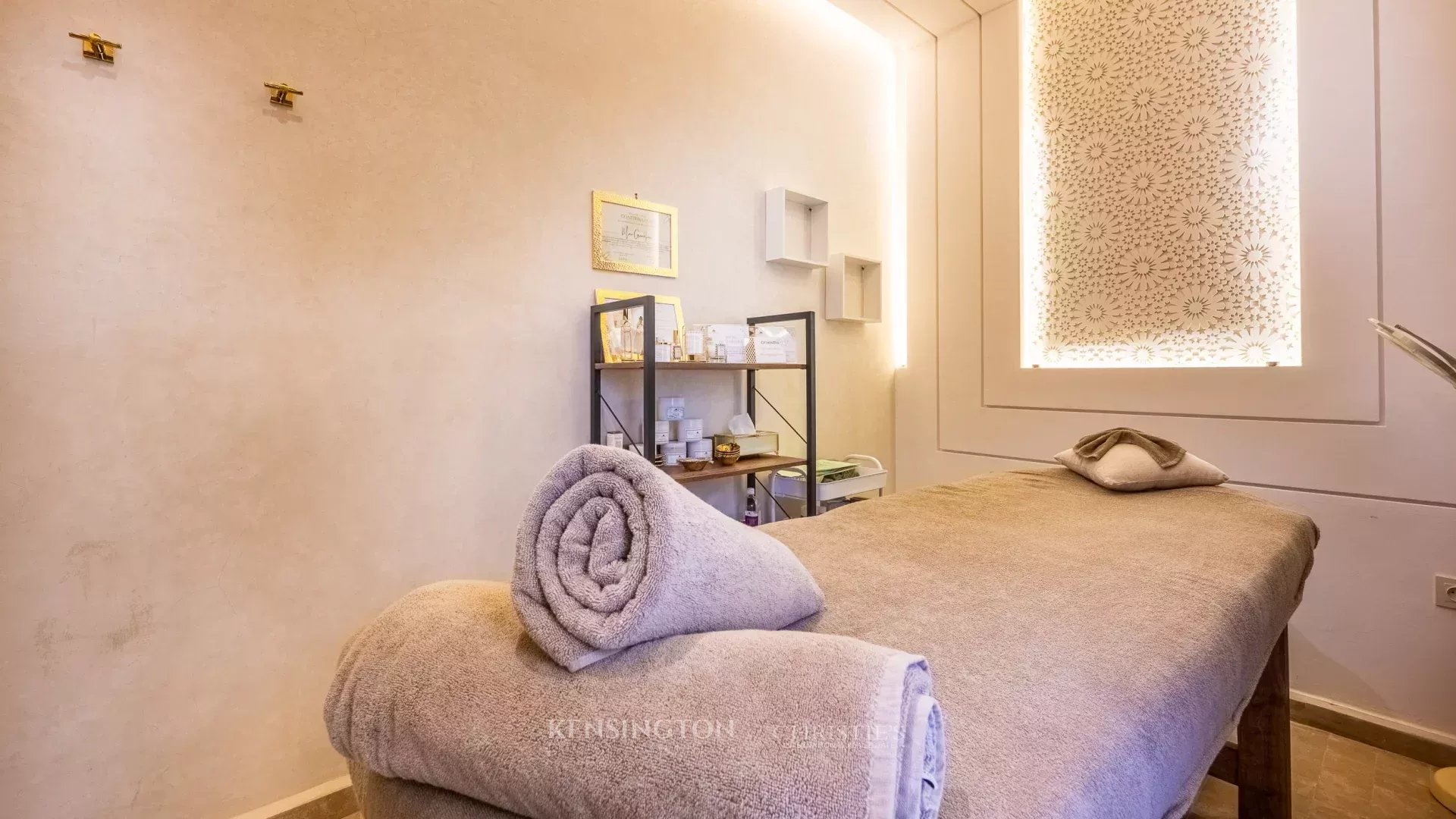 8 Bedroom Villa/Townhouse's Image 22