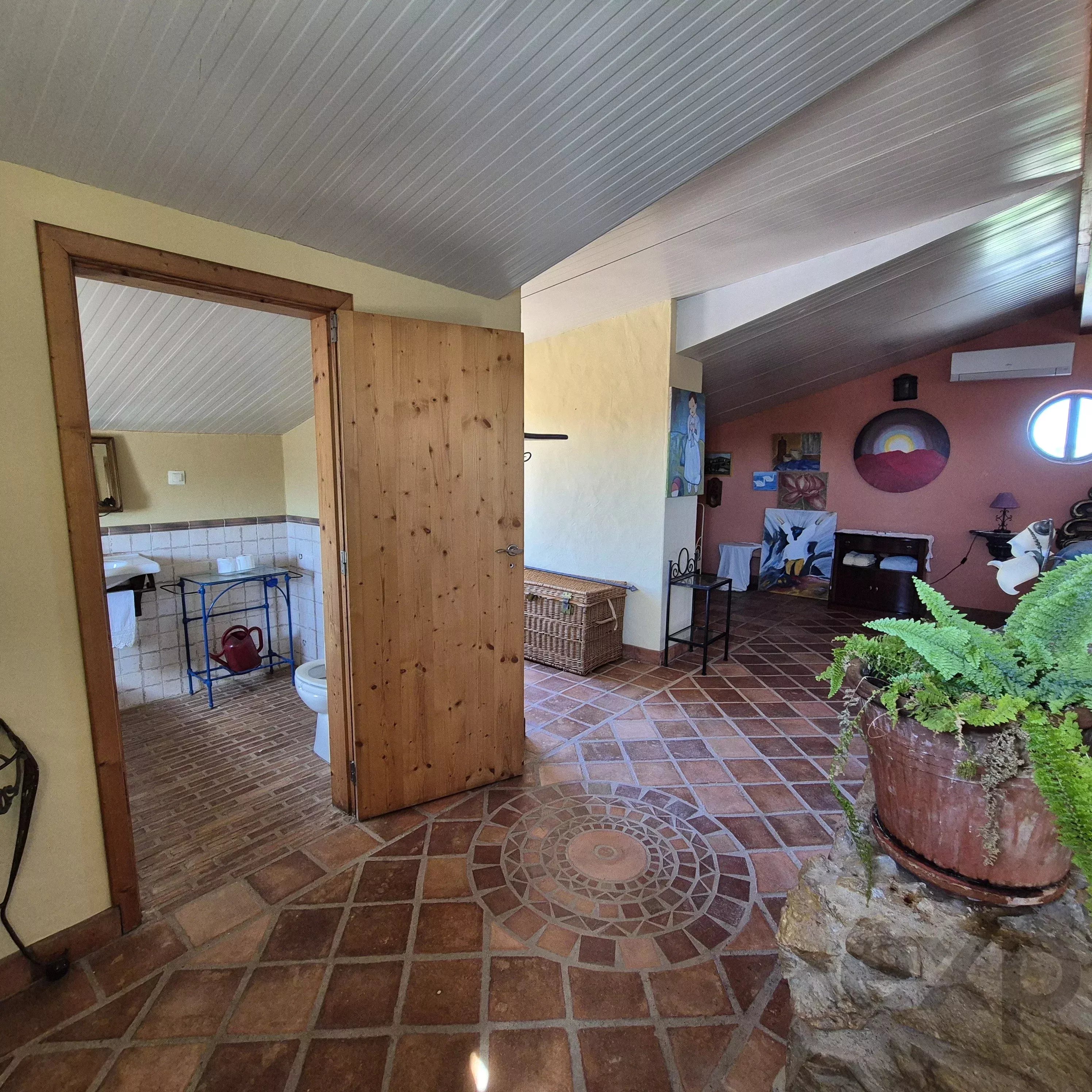 Country house with swimming pool 87034529 image 32