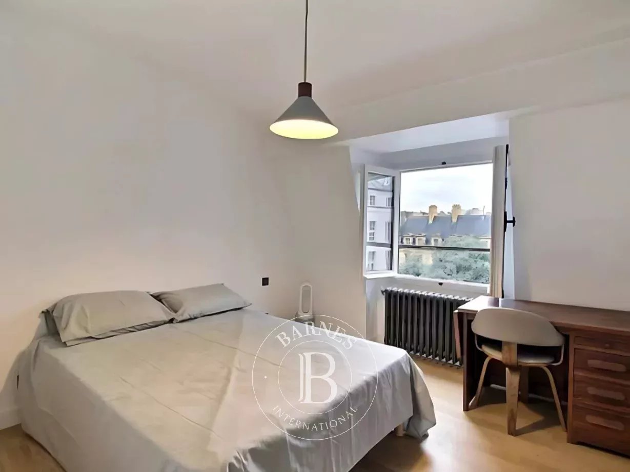 Daire Paris 4ème - picture 17