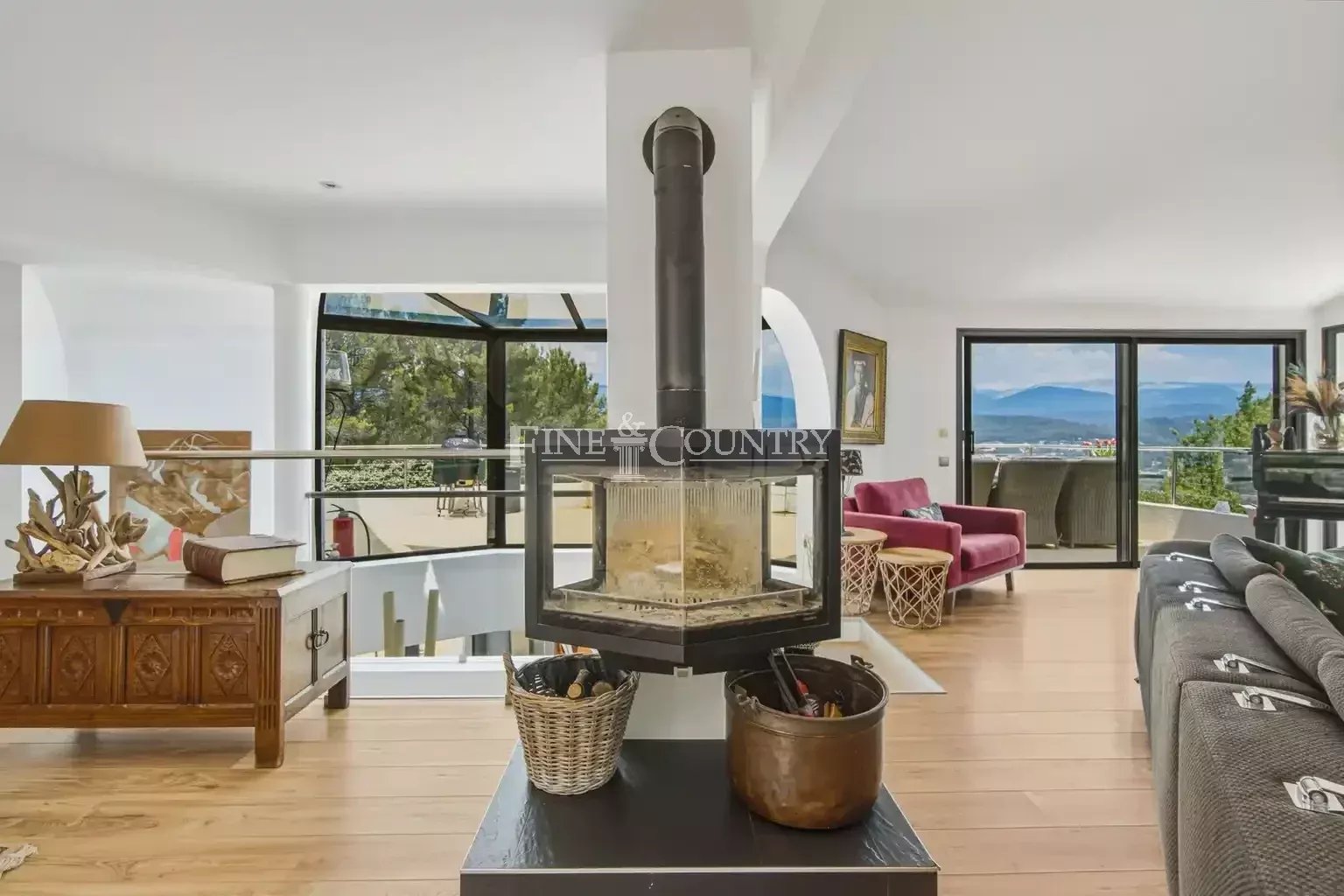 Photo of Villa for sale in Tourrettes with panoramic view