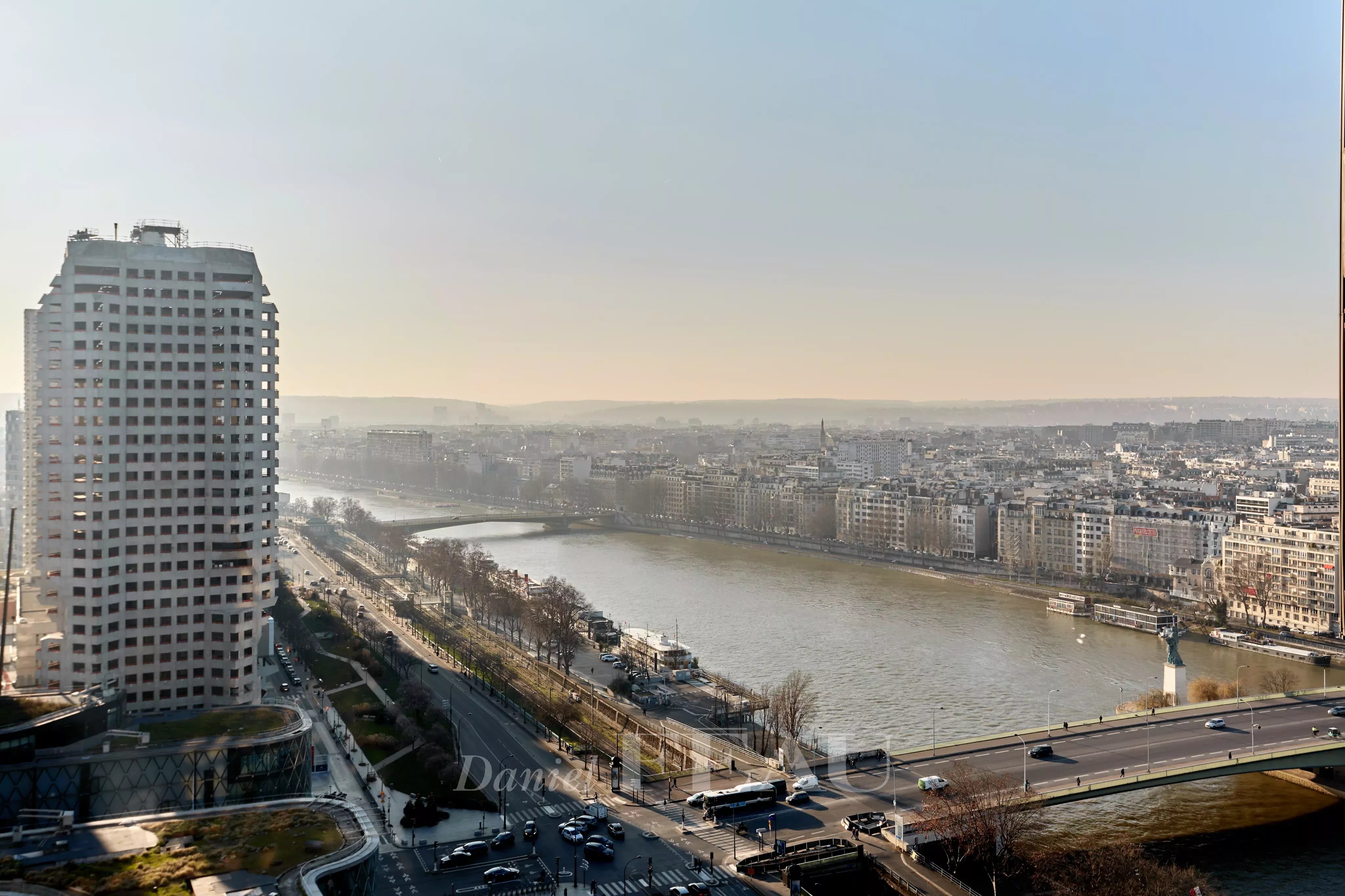 Paris XVe Bir Hakeim - Tour Totem