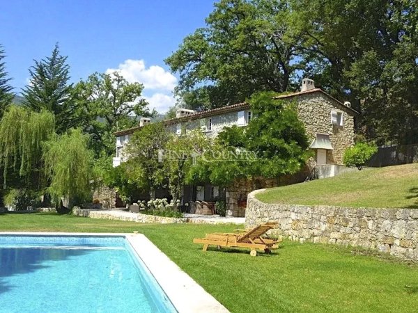 19th Century Stone Mas for sale in Châteauneuf-de-Grasse | Luxury Villa — photo 3