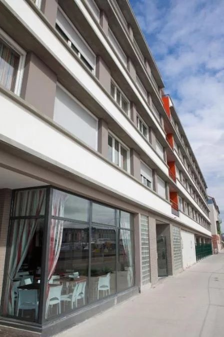 INVESTISSEMENT LOCATIF  CHEVILLY-LARUE  Résidence Adonis Apparthotel Paris Sud*** - 5,99% de rentabilité