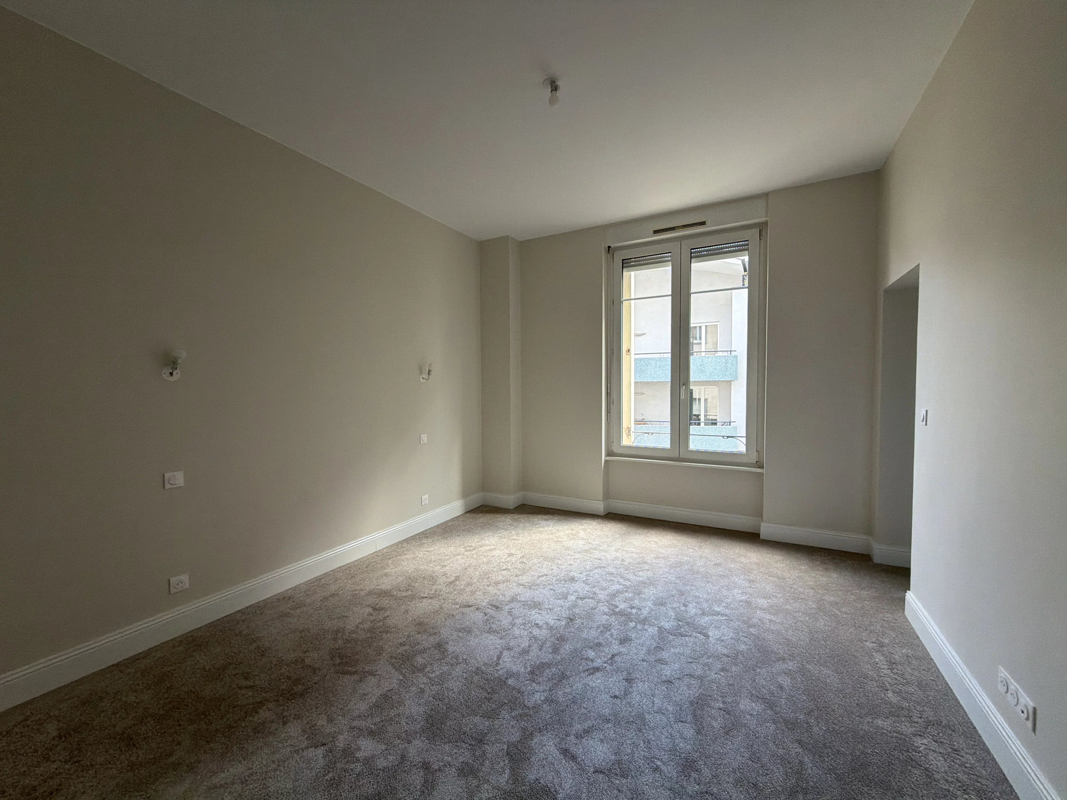 Orangerie, appartement 6 pièces de 169 m2 avec terrasse