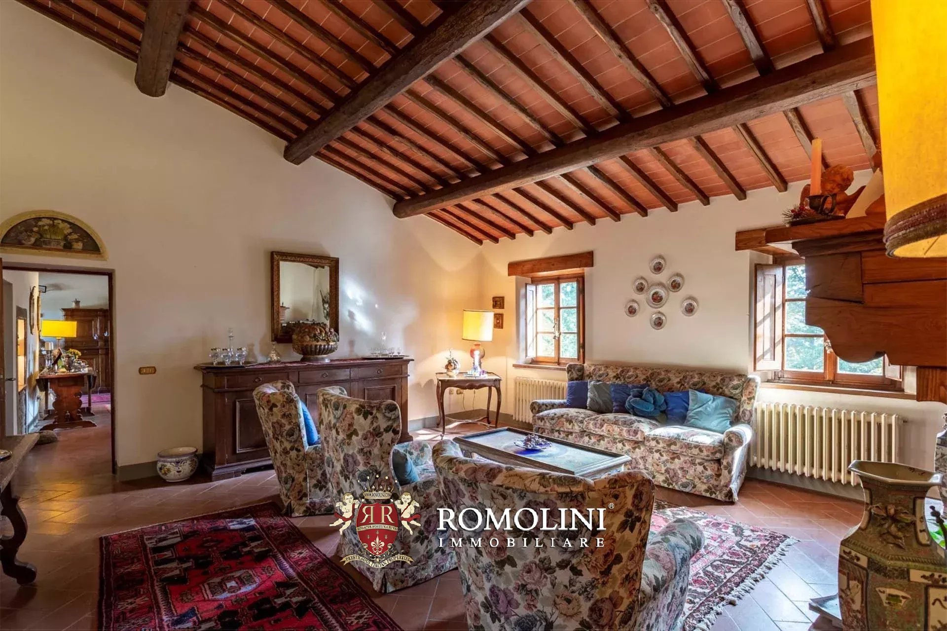 9 Bedroom Vineyard's Image 25