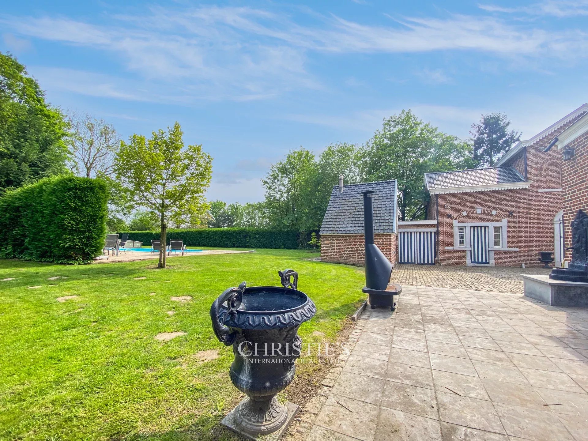 Saint-Georges-sur-Meuse – Herenhuis in een groene omgeving