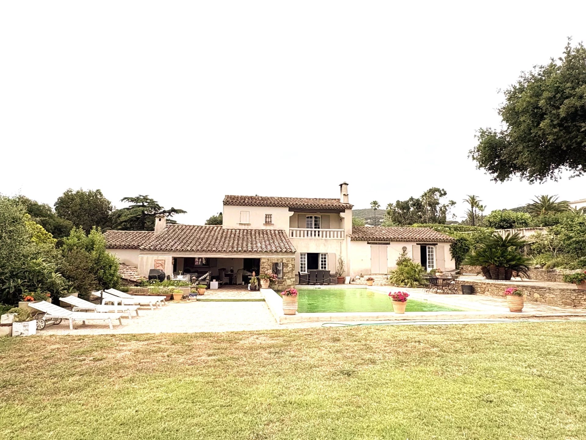 Agence immobilière de Ellington International