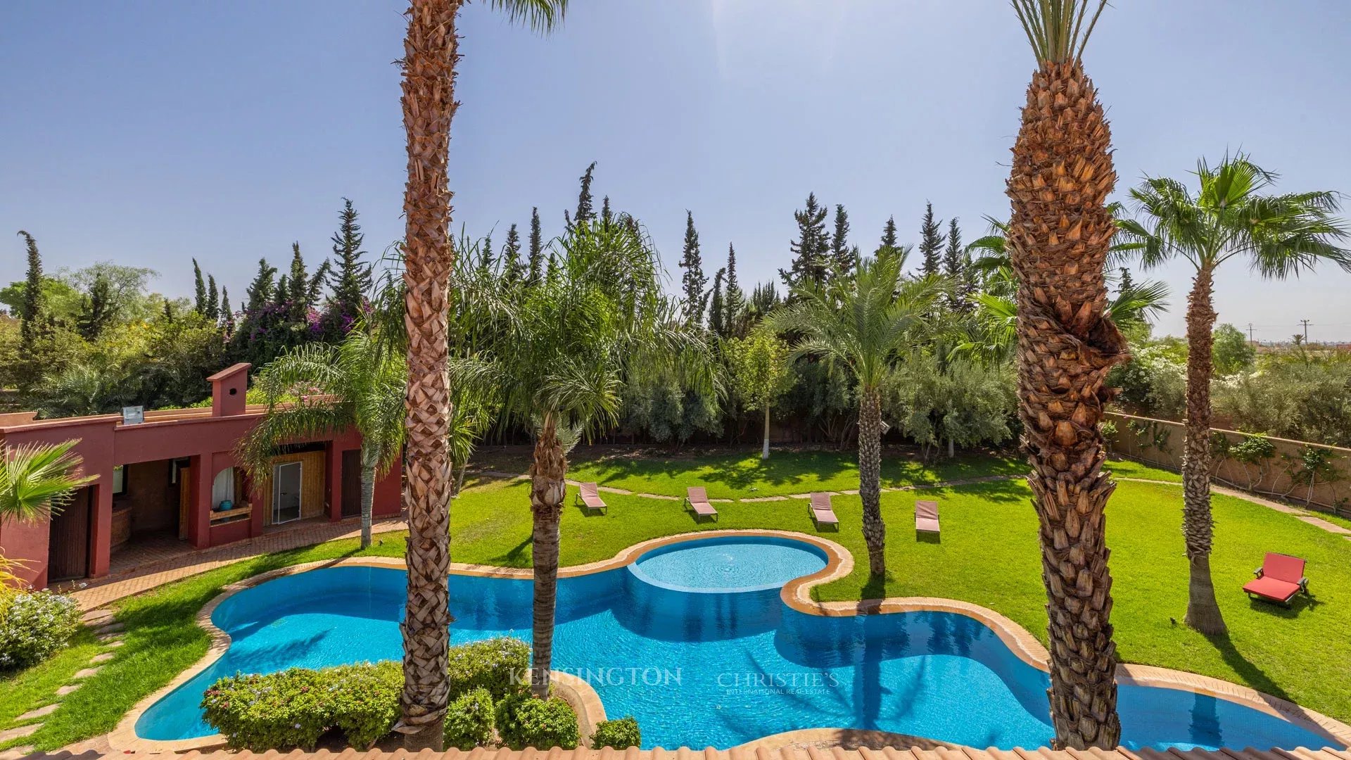 5 Bedroom Villa/Townhouse's Image 45