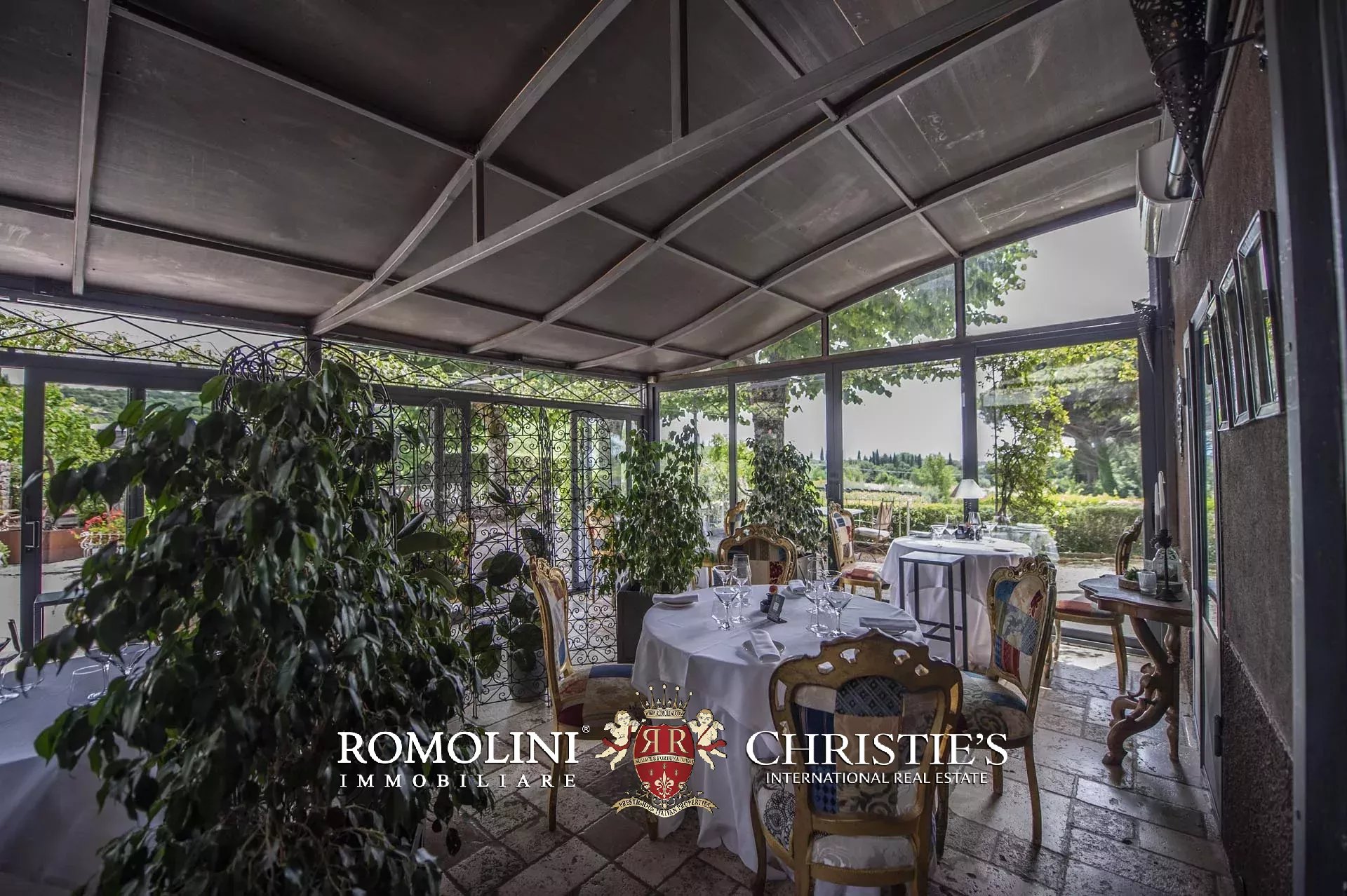 12 Bedroom Villa/Townhouse's Image 28