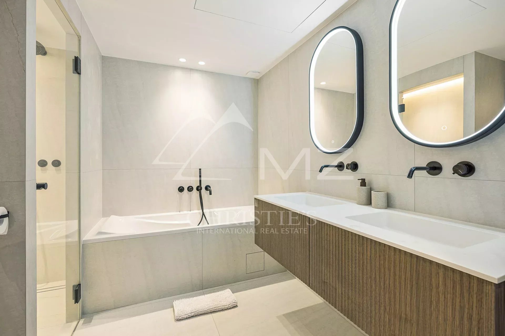4 Bedroom Apartment/Flat's Image 8