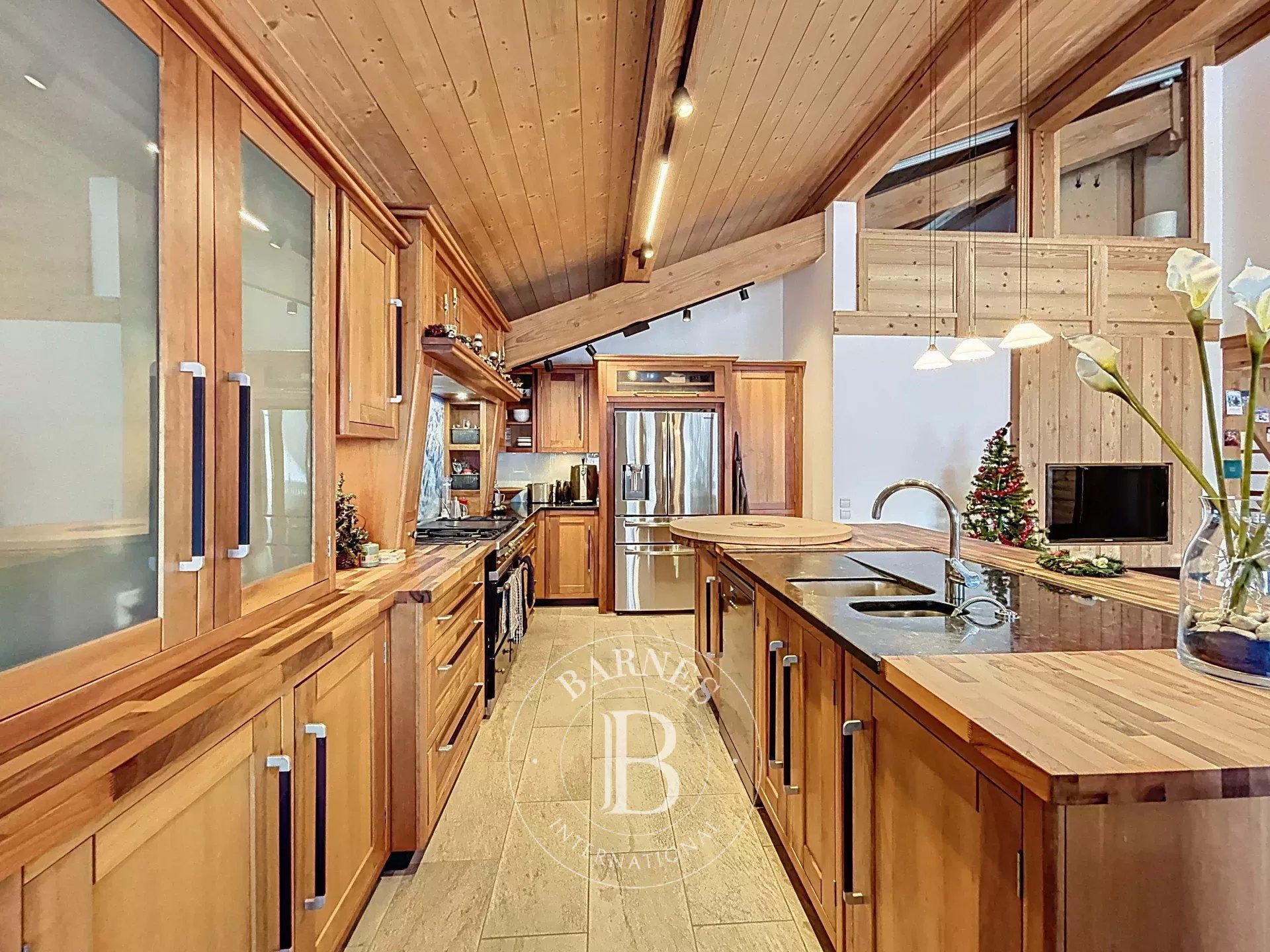 Photo of Les Gets - Apartment, 5 bedrooms - 137 sqm - Close to the center - Ski-in / Ski-out