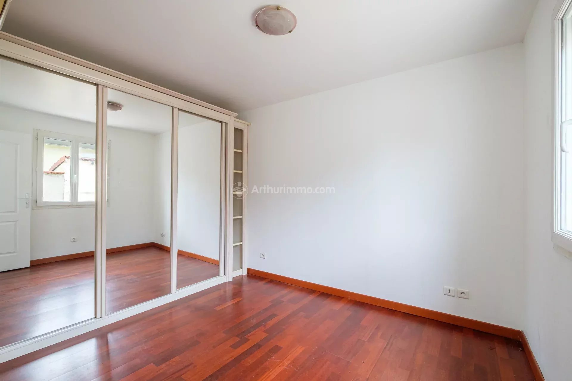 À VENDRE : MAISON DE VILLE + DÉPENDANCE/STUDIO - VILLEURBANNE - Photo 5