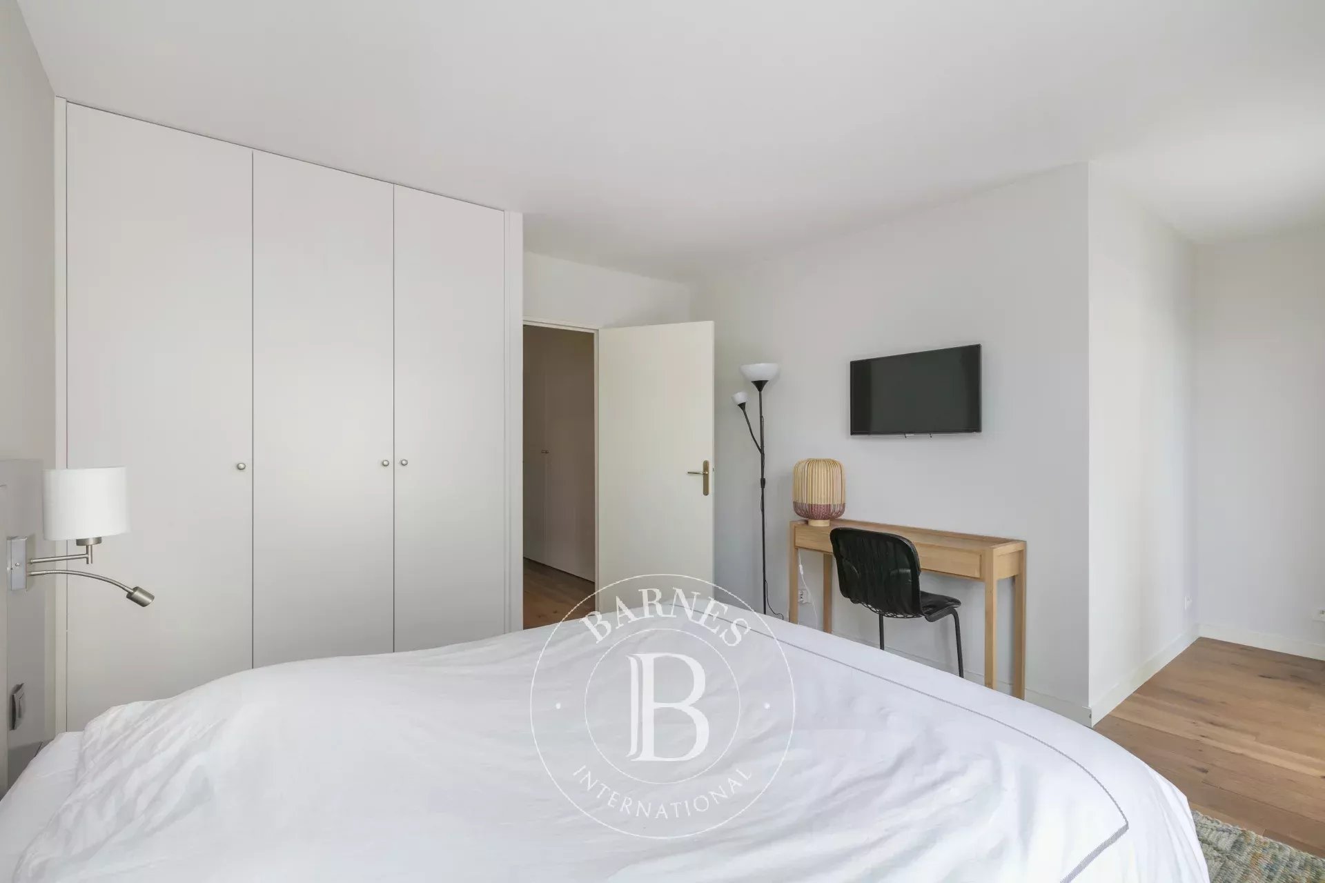 Daire Levallois-Perret - picture 8