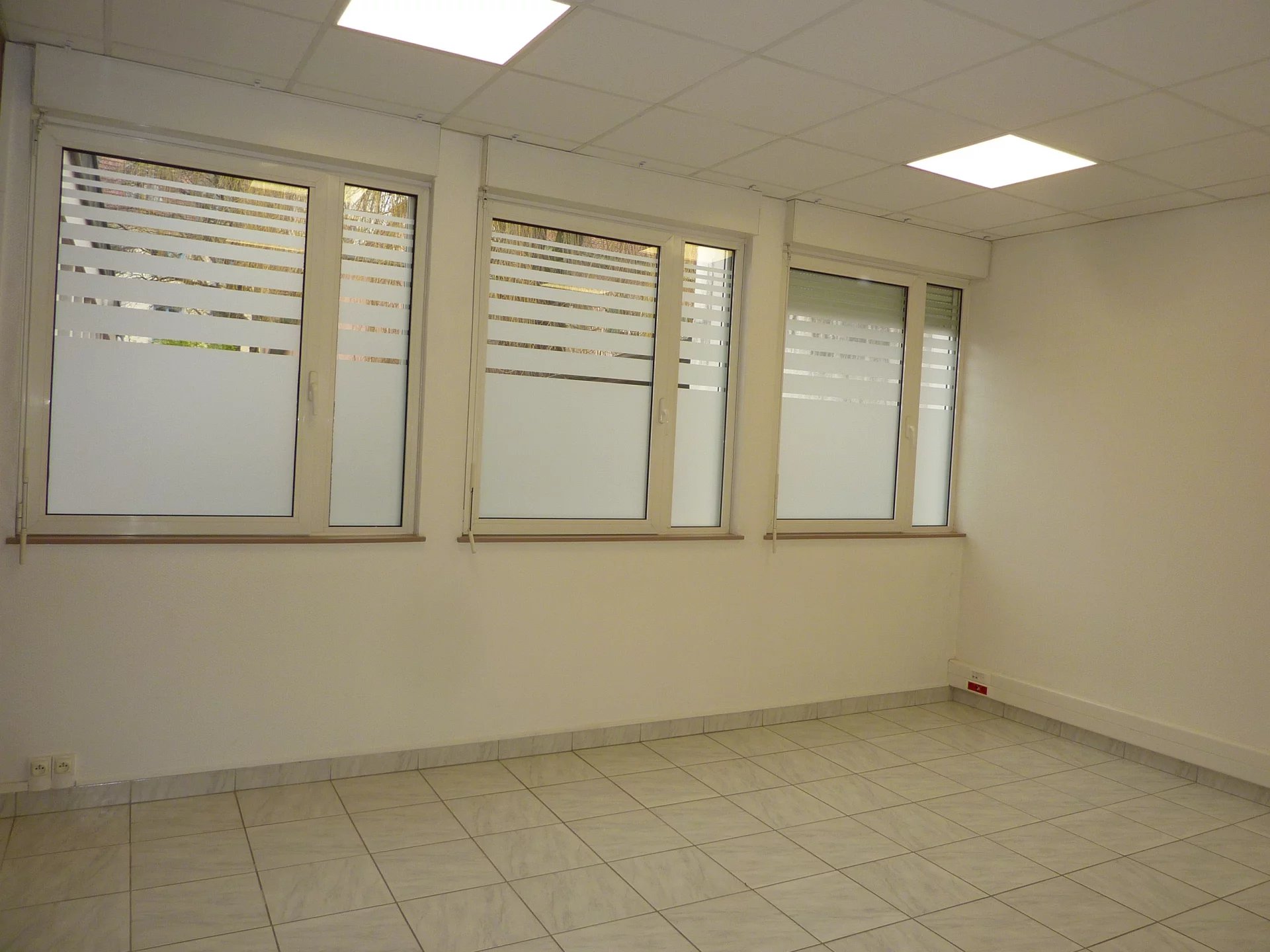 Location Local commercial Montbéliard