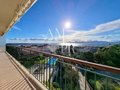 Top Floor 136m2 - 3 bedrooms apartment with sea view- Cannes Californie — photo 2 of 7