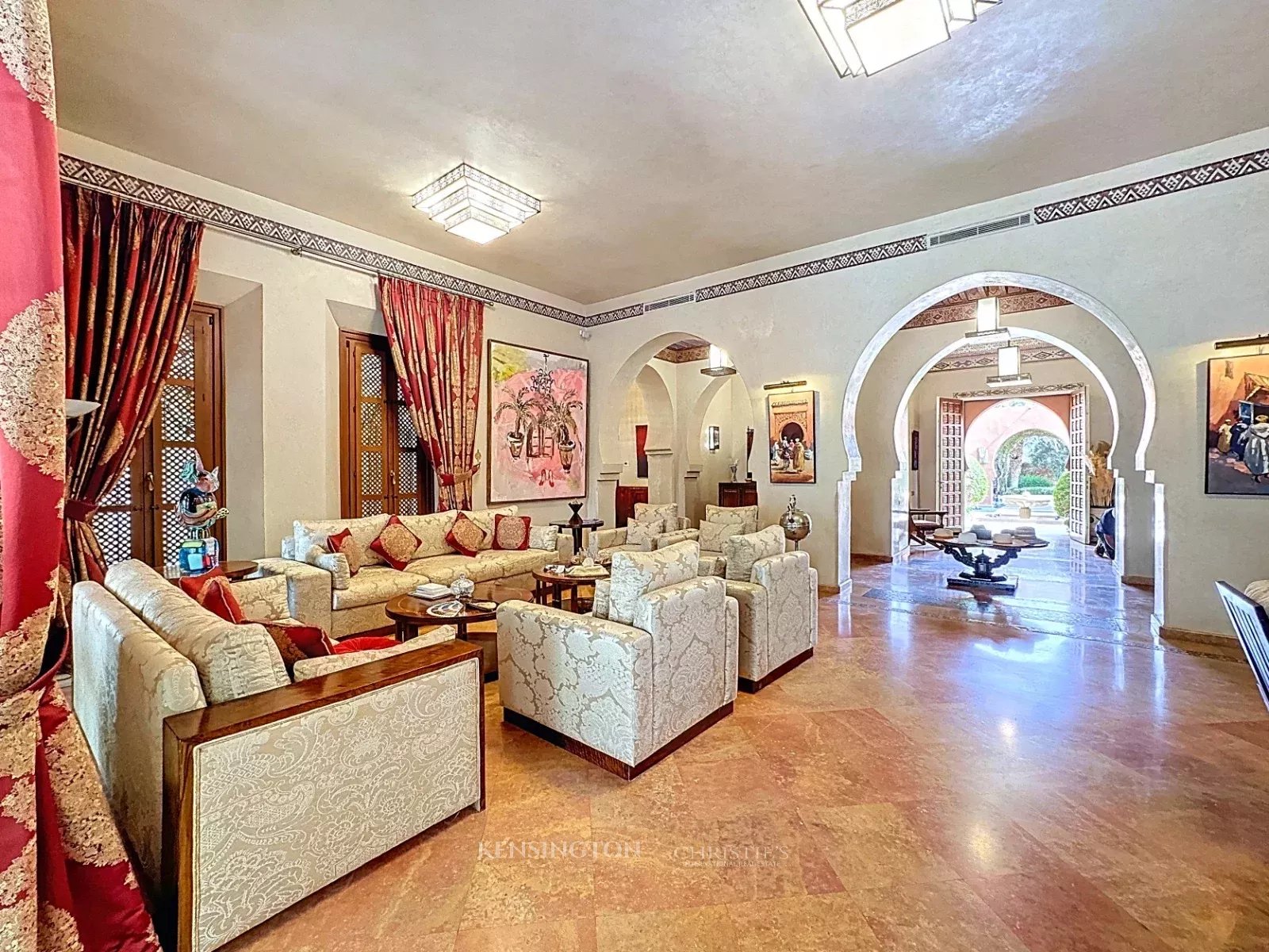 5 Bedroom Villa/Townhouse's Image 10