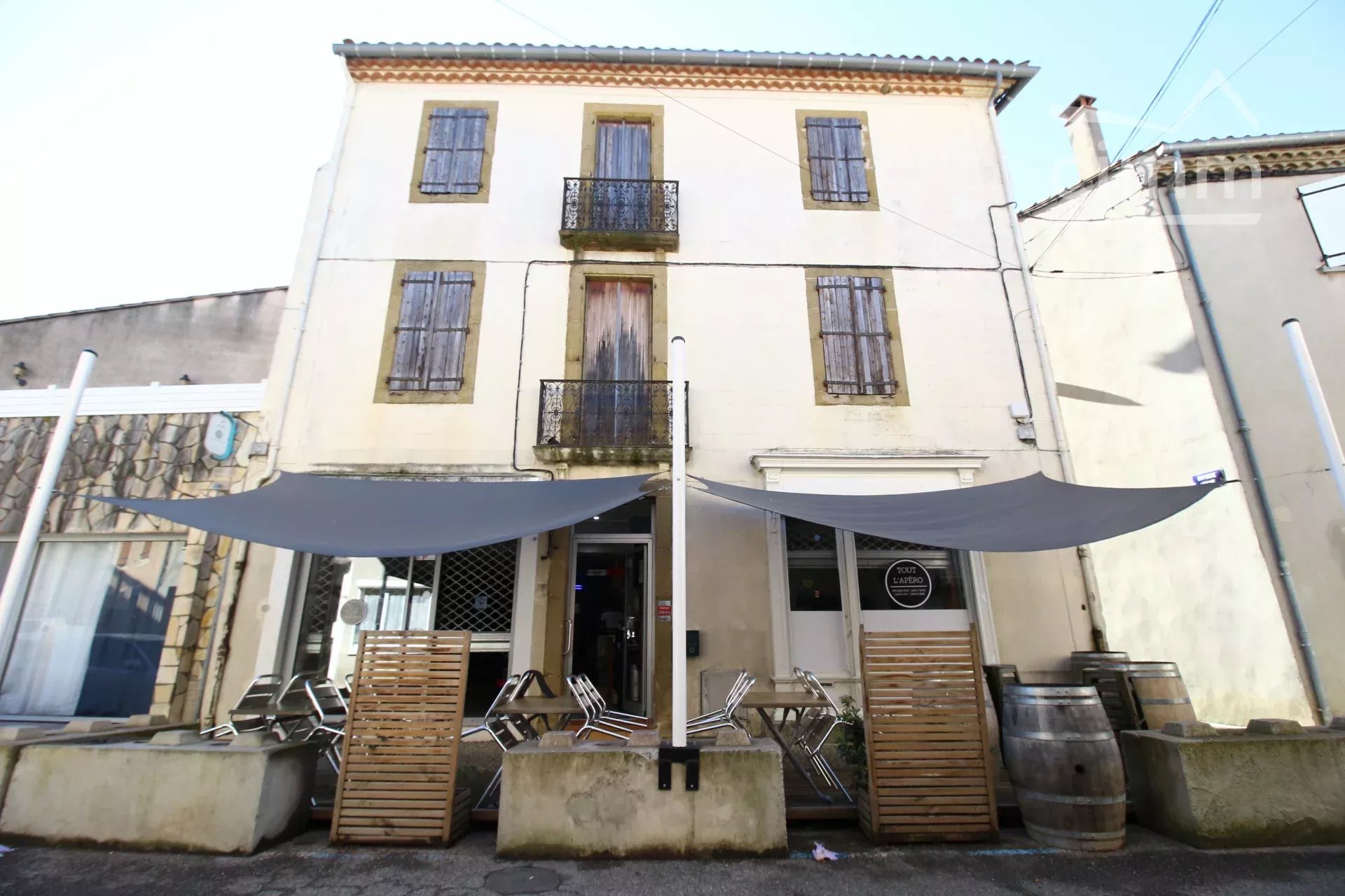 Agence immobilière de 