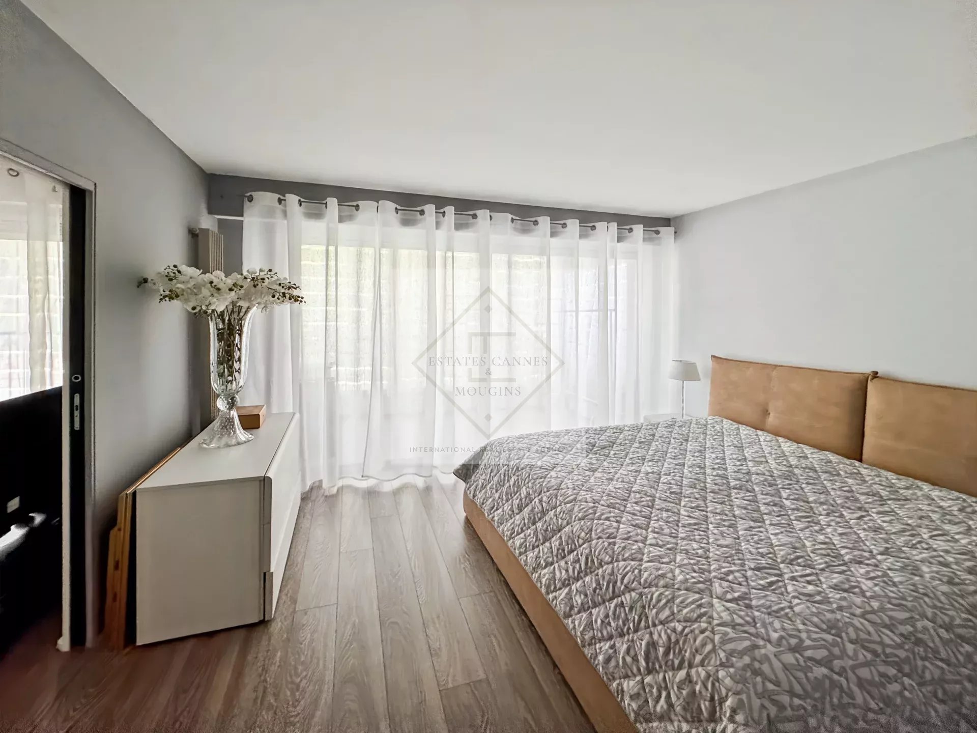 Appartement d'exception dans la prestigieuse résidence de Cannes Californie — photo 4