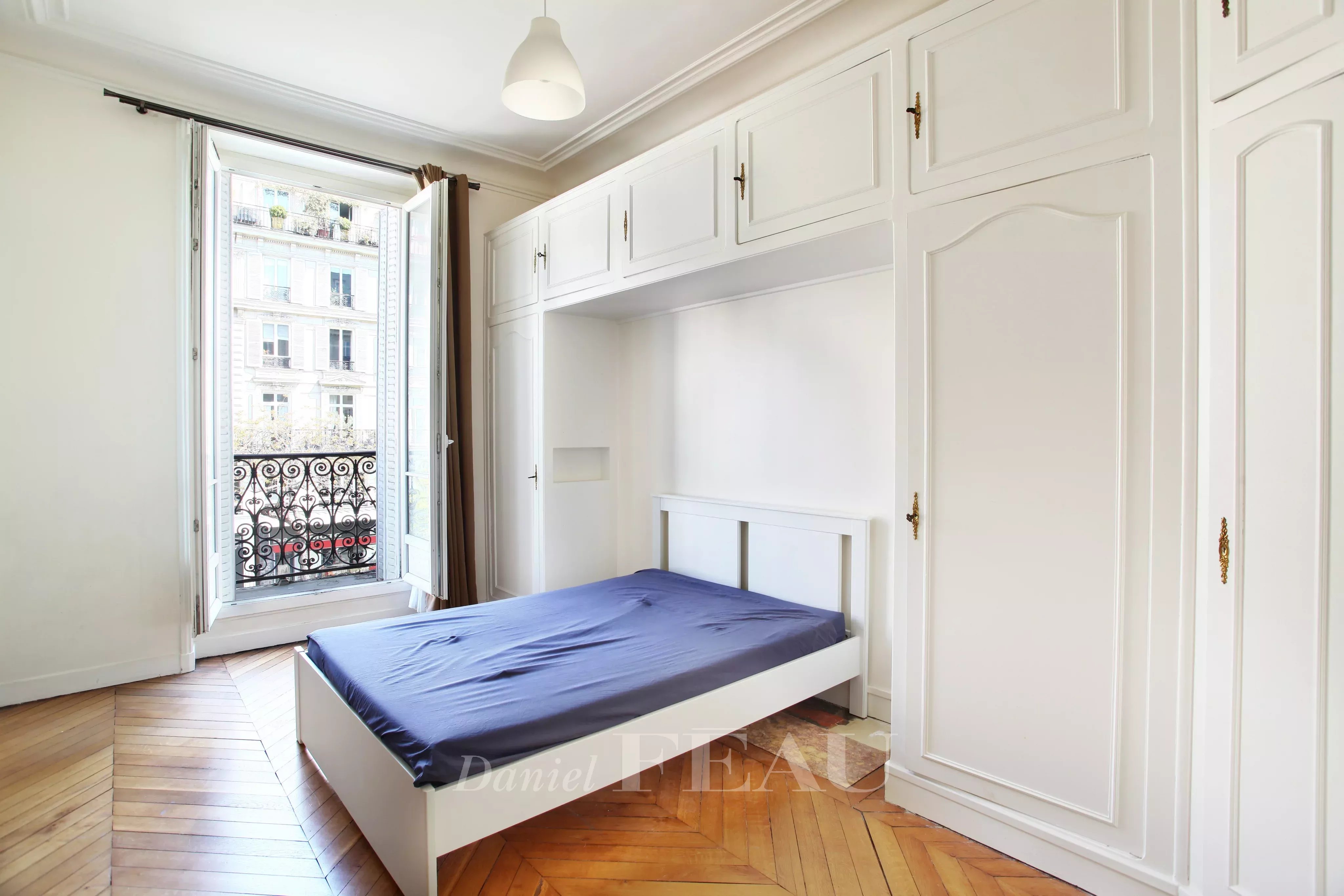 Rental Apartment Paris 11th
