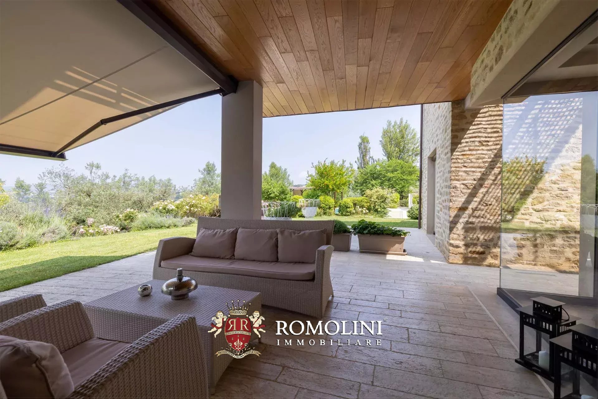 5 Bedroom Villa/Townhouse's Image 67