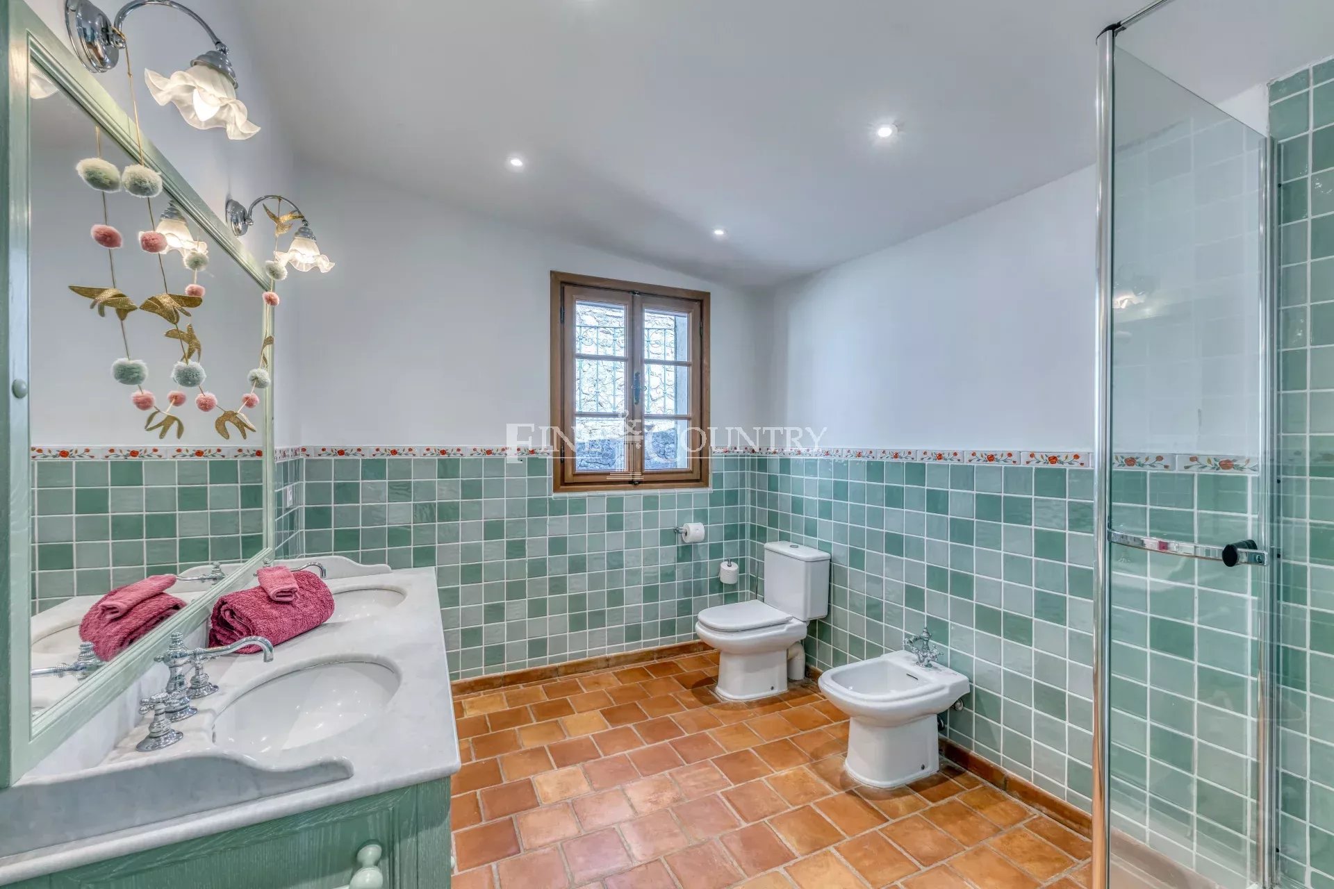 Photo of For sale property in Grasse with sea view