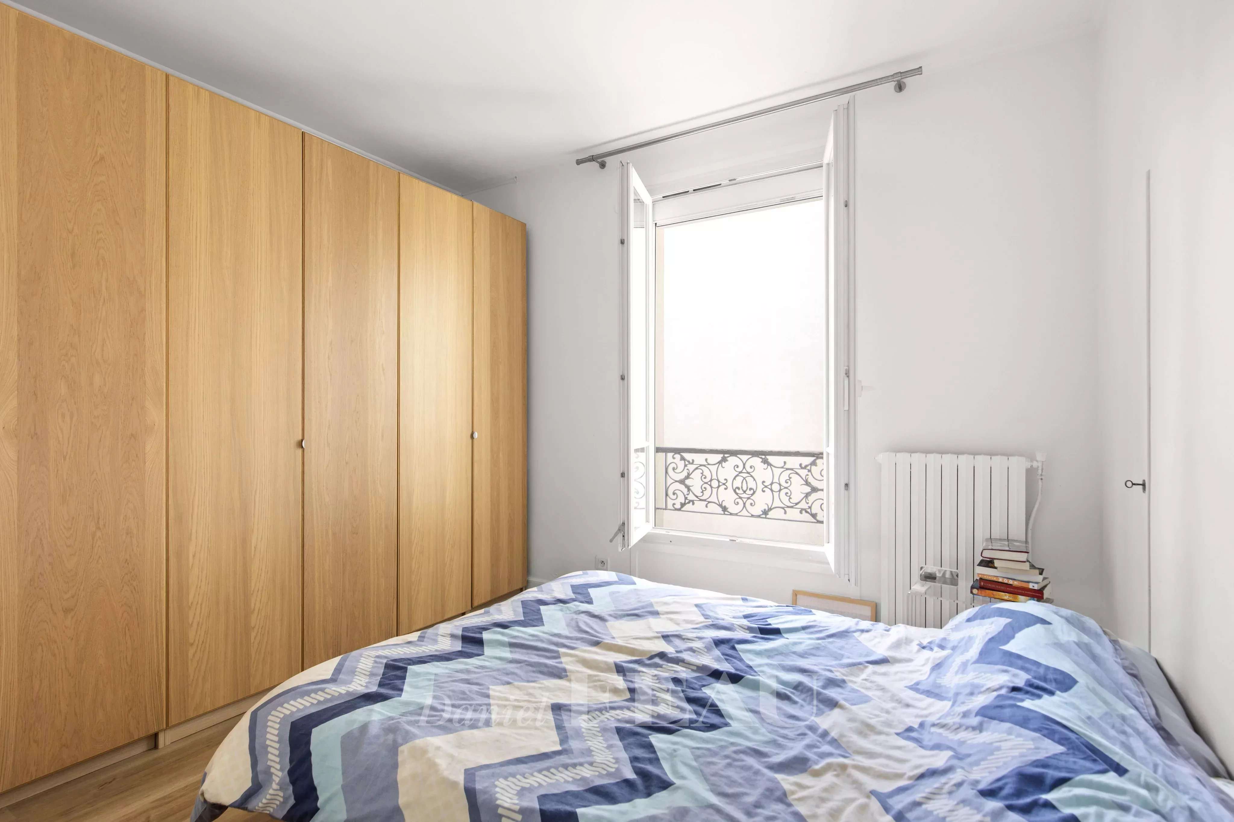 Sale Apartment Paris 16th
