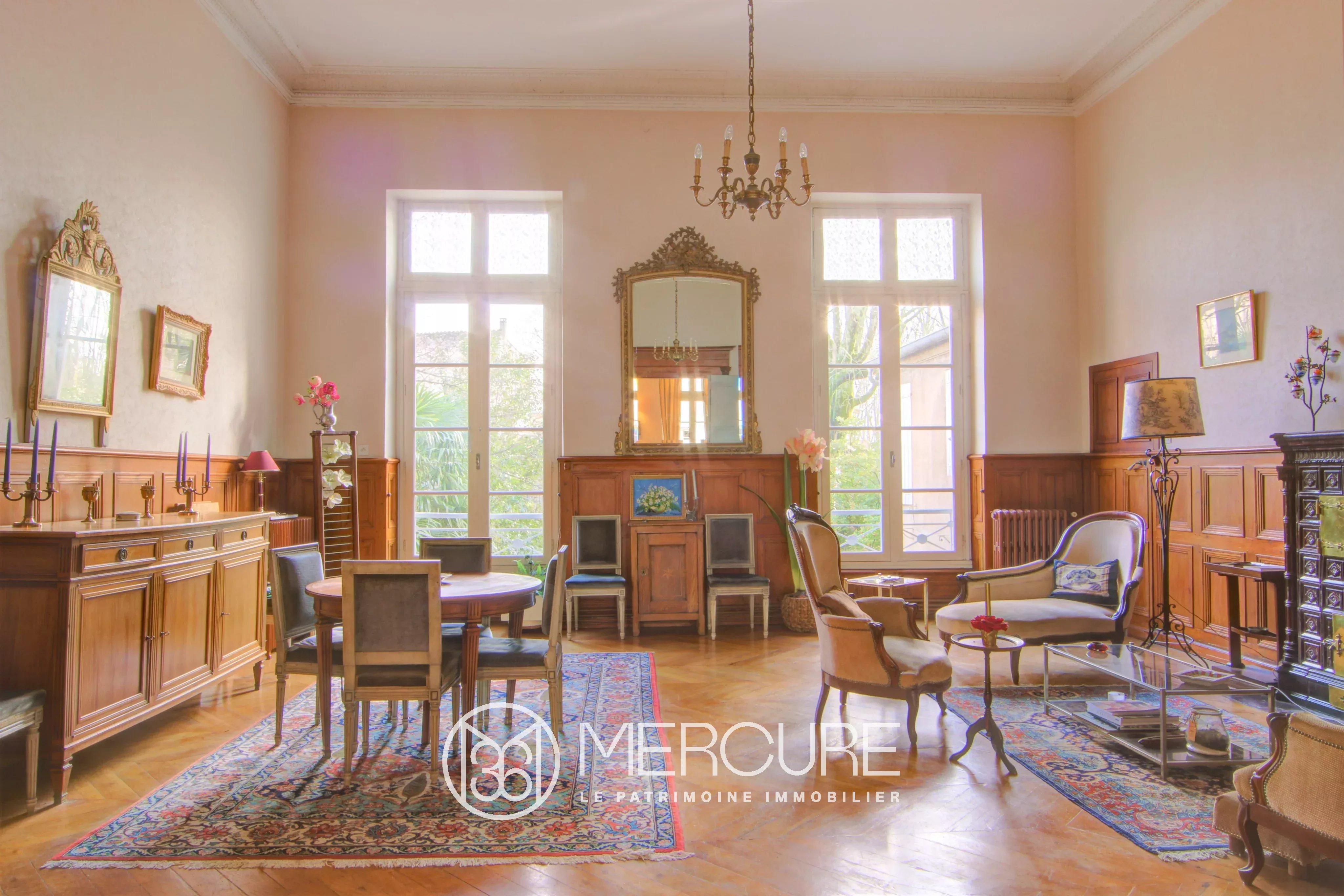 PRESTIGE 6-ROOM APARTMENT – GARDEN - 8143TS