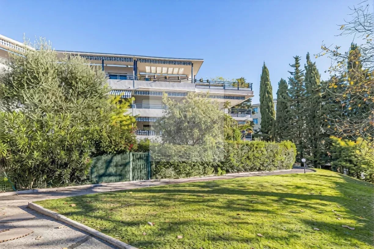 Appartement T2 à Cannes – Terrasse, piscine et résidence sécurisée — photo 2