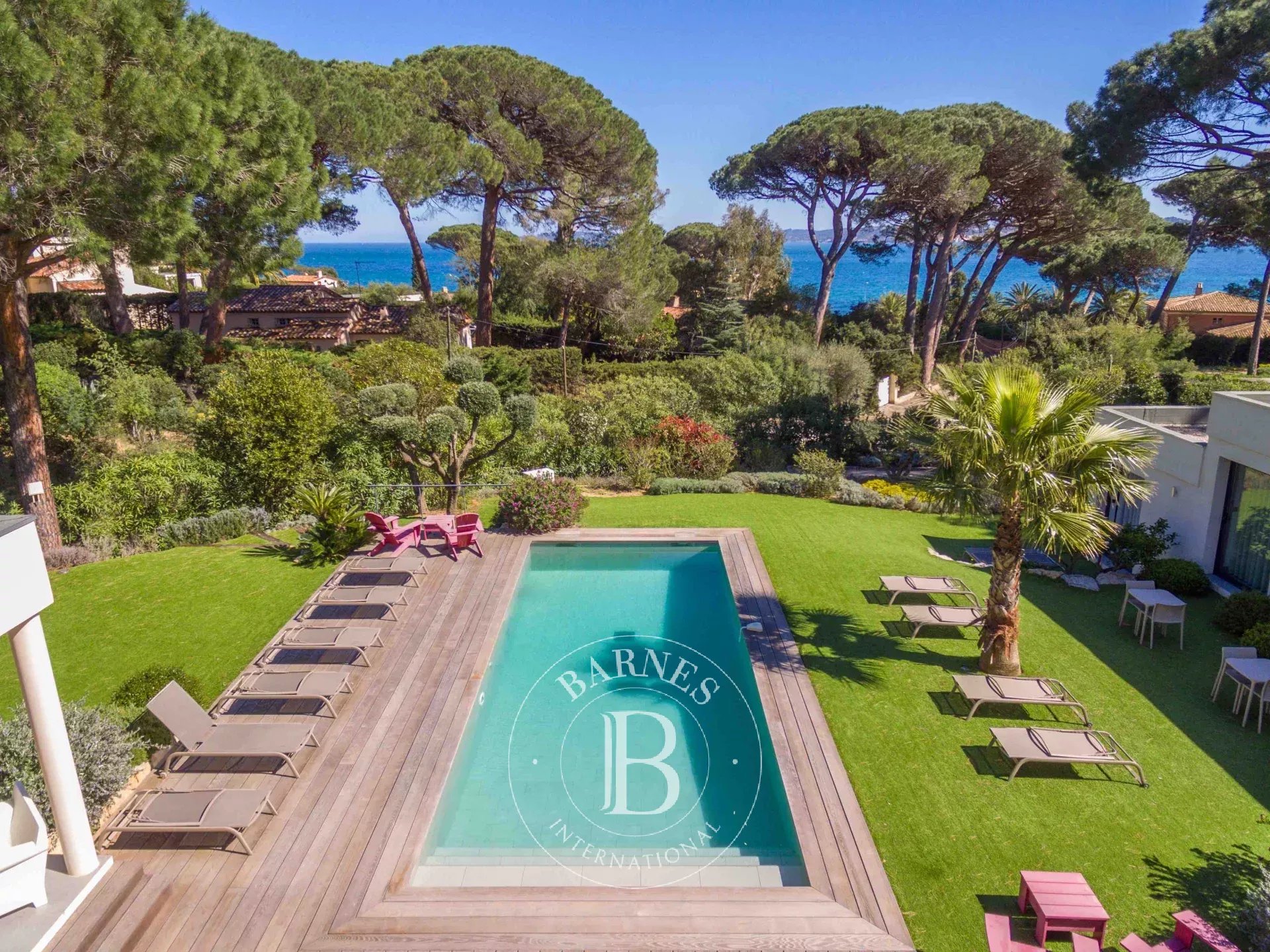 Villa Grimaud  -  ref 82440363 (picture 1)