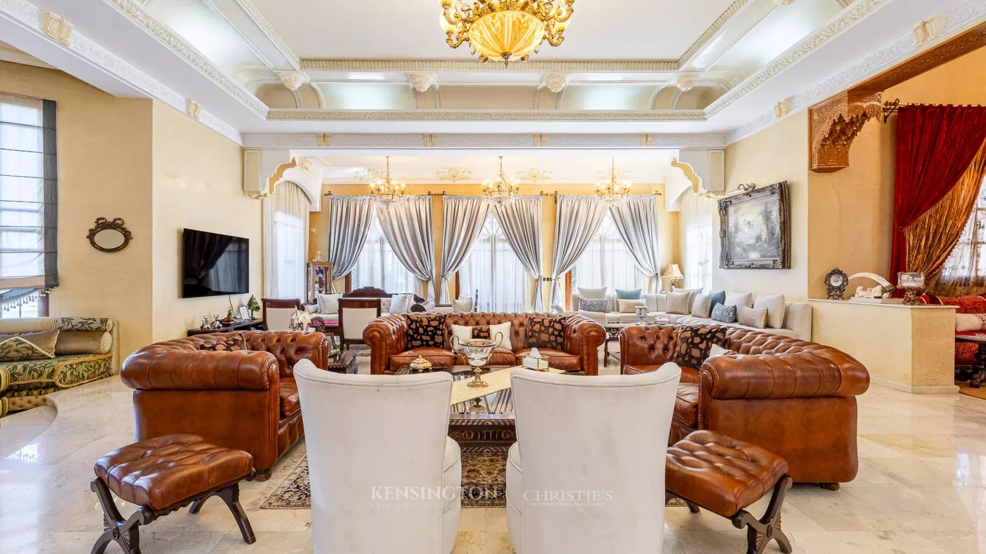 6 Bedroom Villa/Townhouse's Image 5