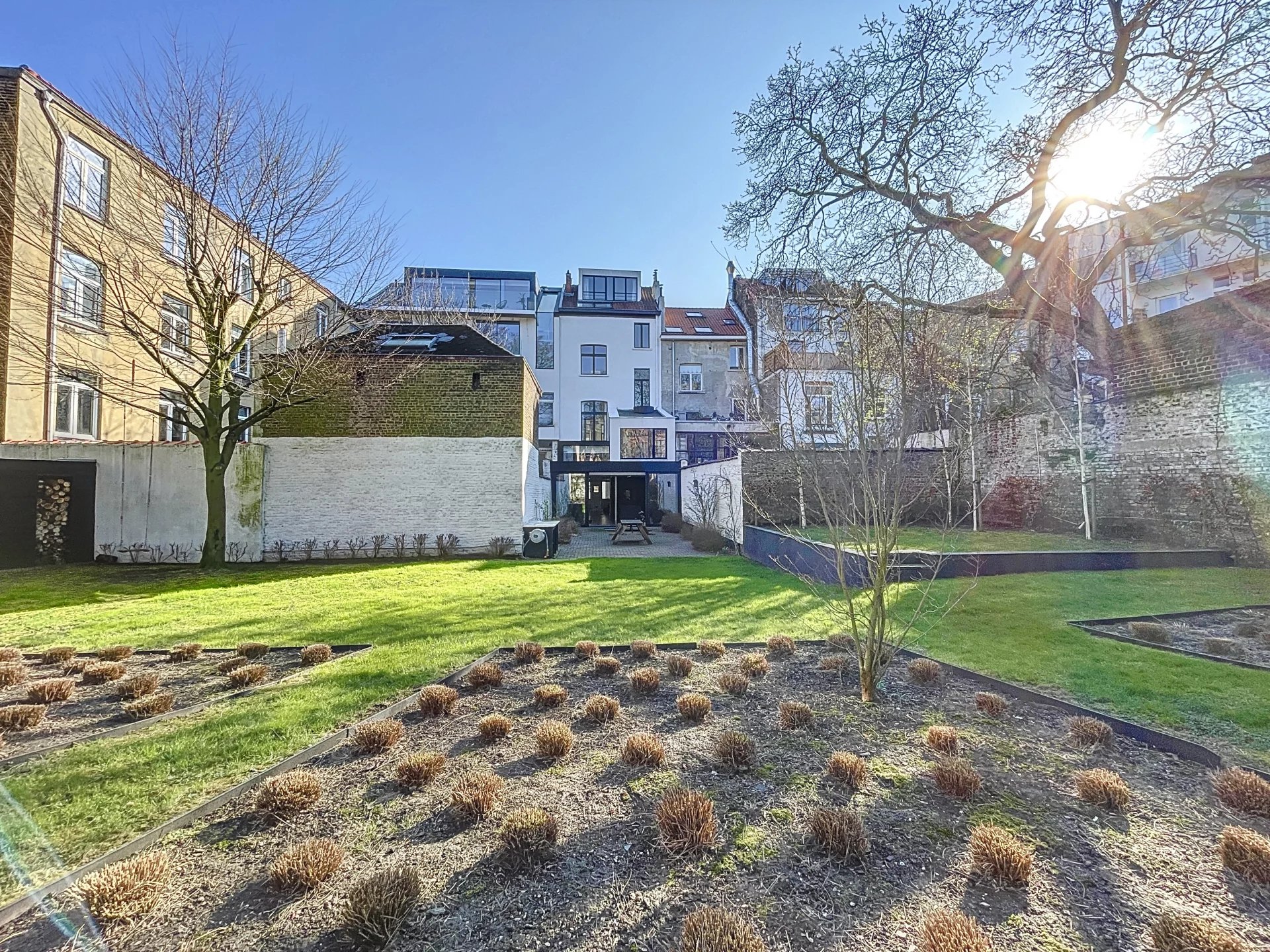 Lesbroussart - Flagey: Renovated house with taste and a beautiful garden