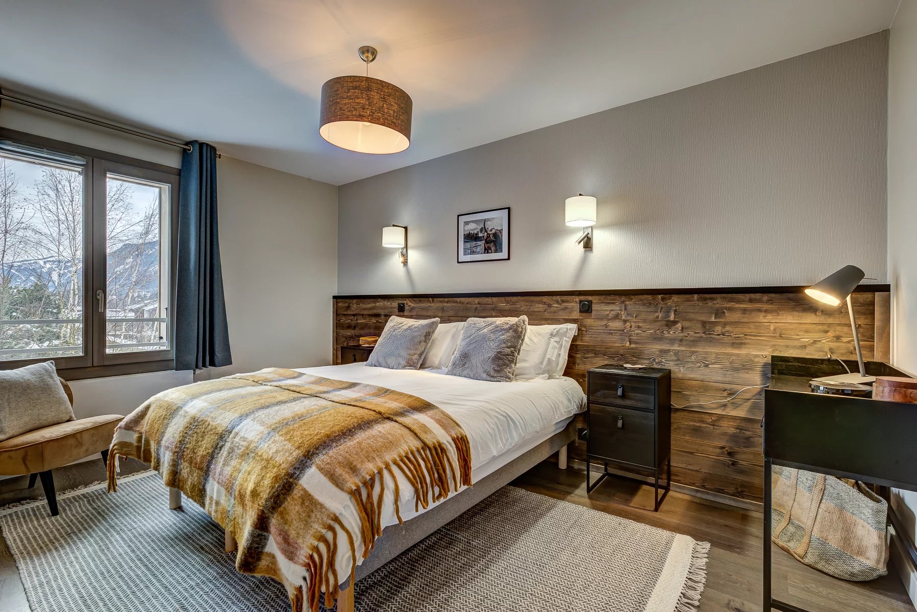 Photo of CHAMONIX – recently built 4-bedroom duplex penthouse close to the centre