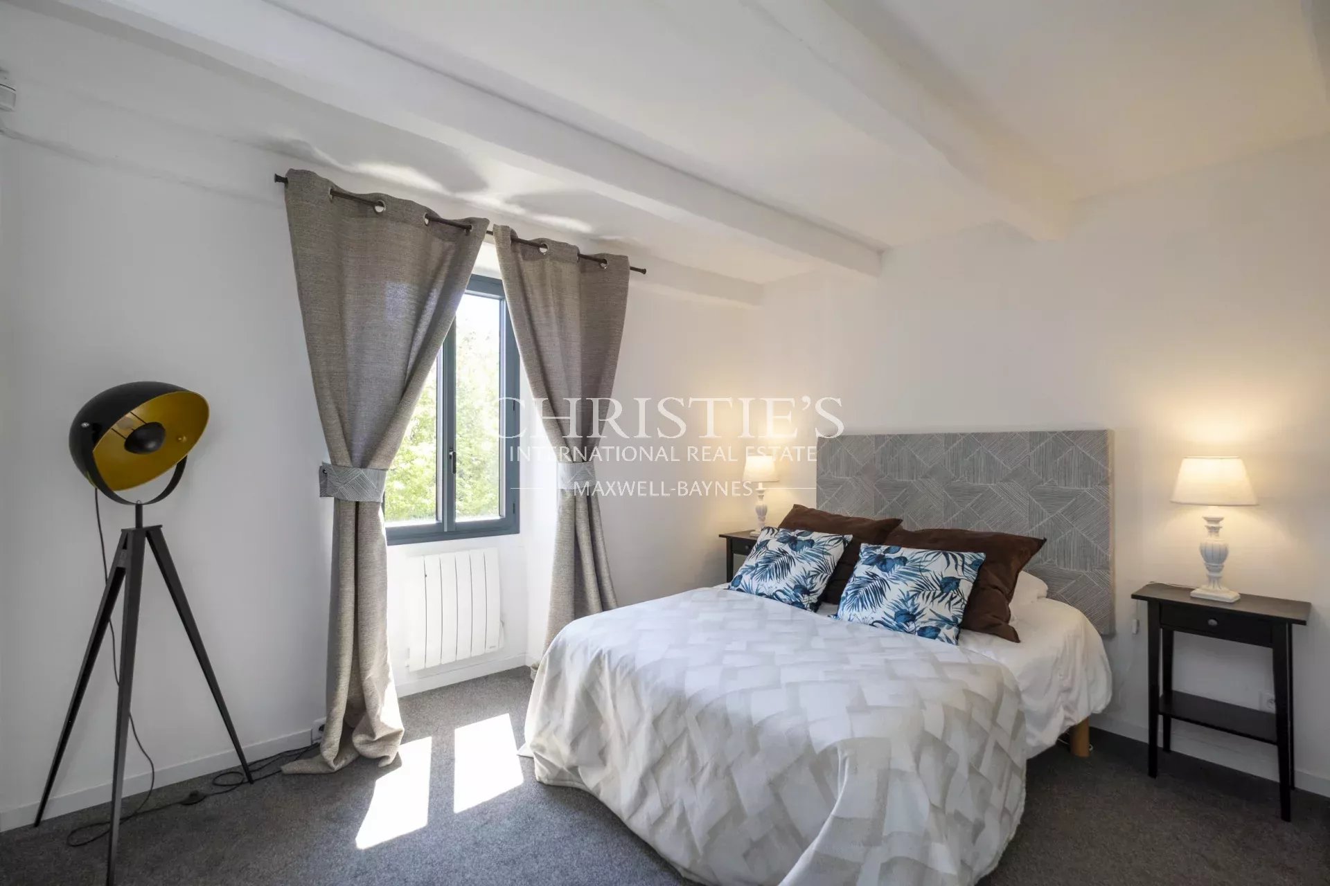 7 Bedroom Villa/Townhouse's Image 15