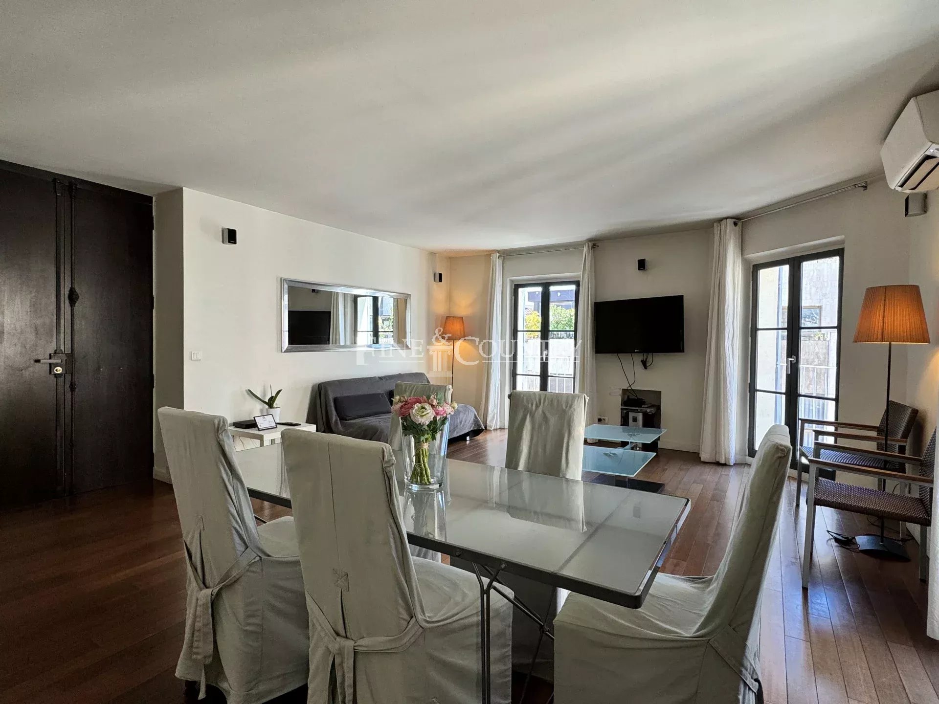 Photo of Top Floor Bourgeois Apartment For Sale in Cannes