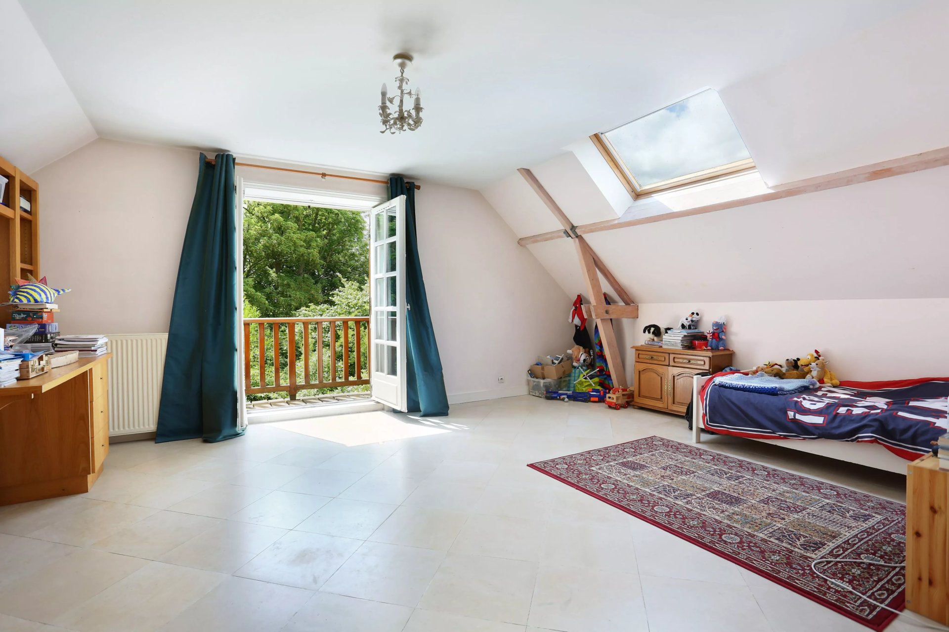 5 Bedroom Villa/Townhouse's Image 7