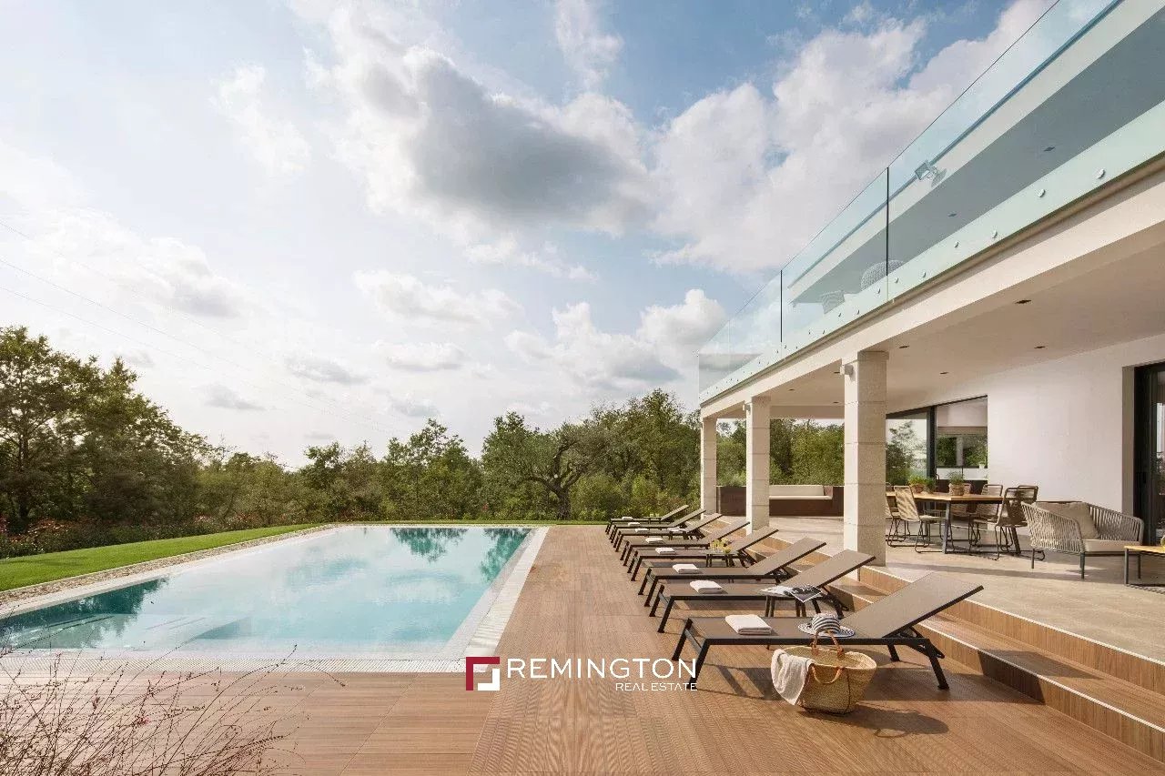 4 Bedroom Villa/Townhouse's Image 13